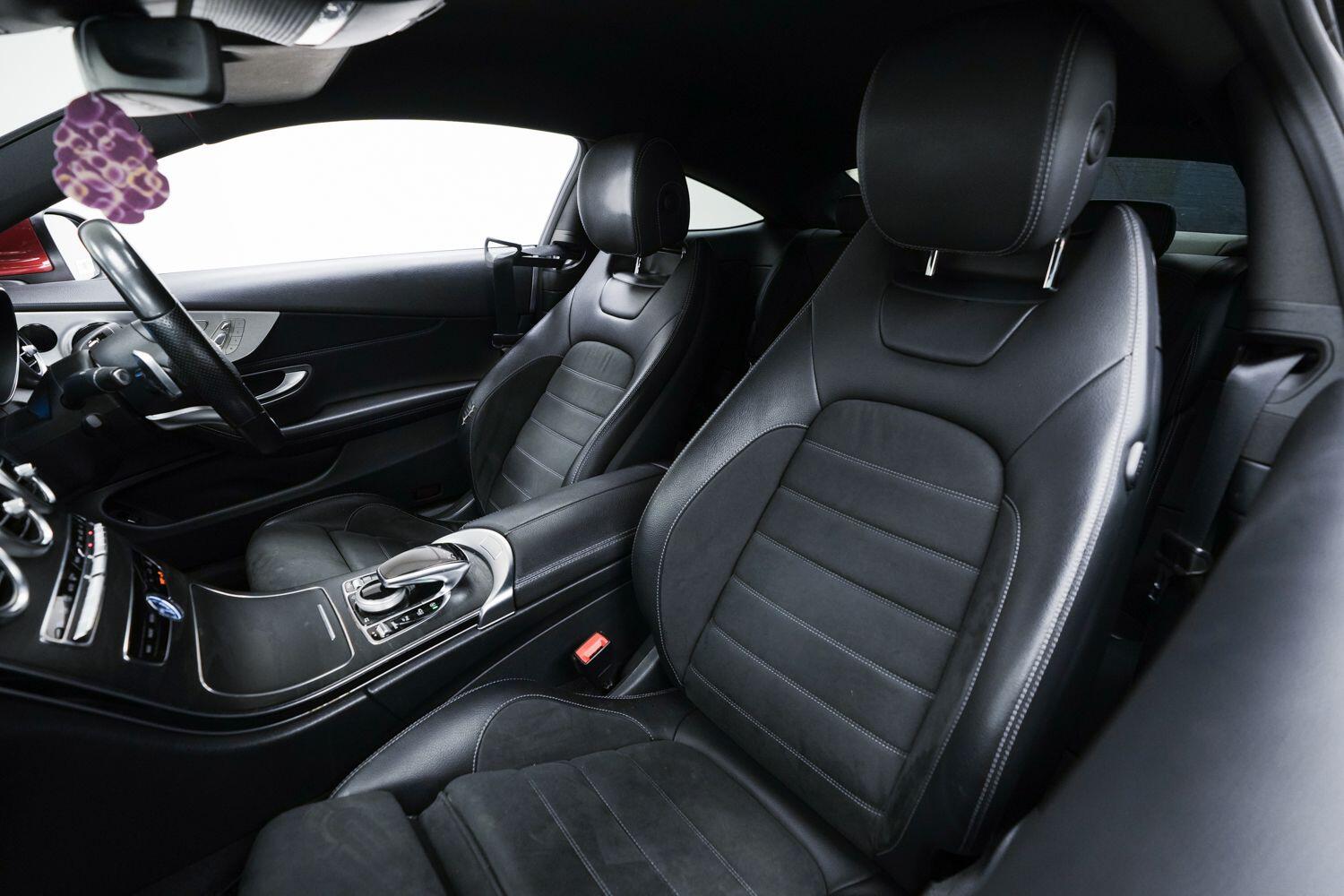 Mercedes-Benz C Class view 22