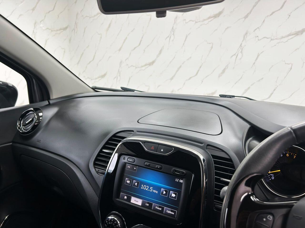 Renault Captur view 16