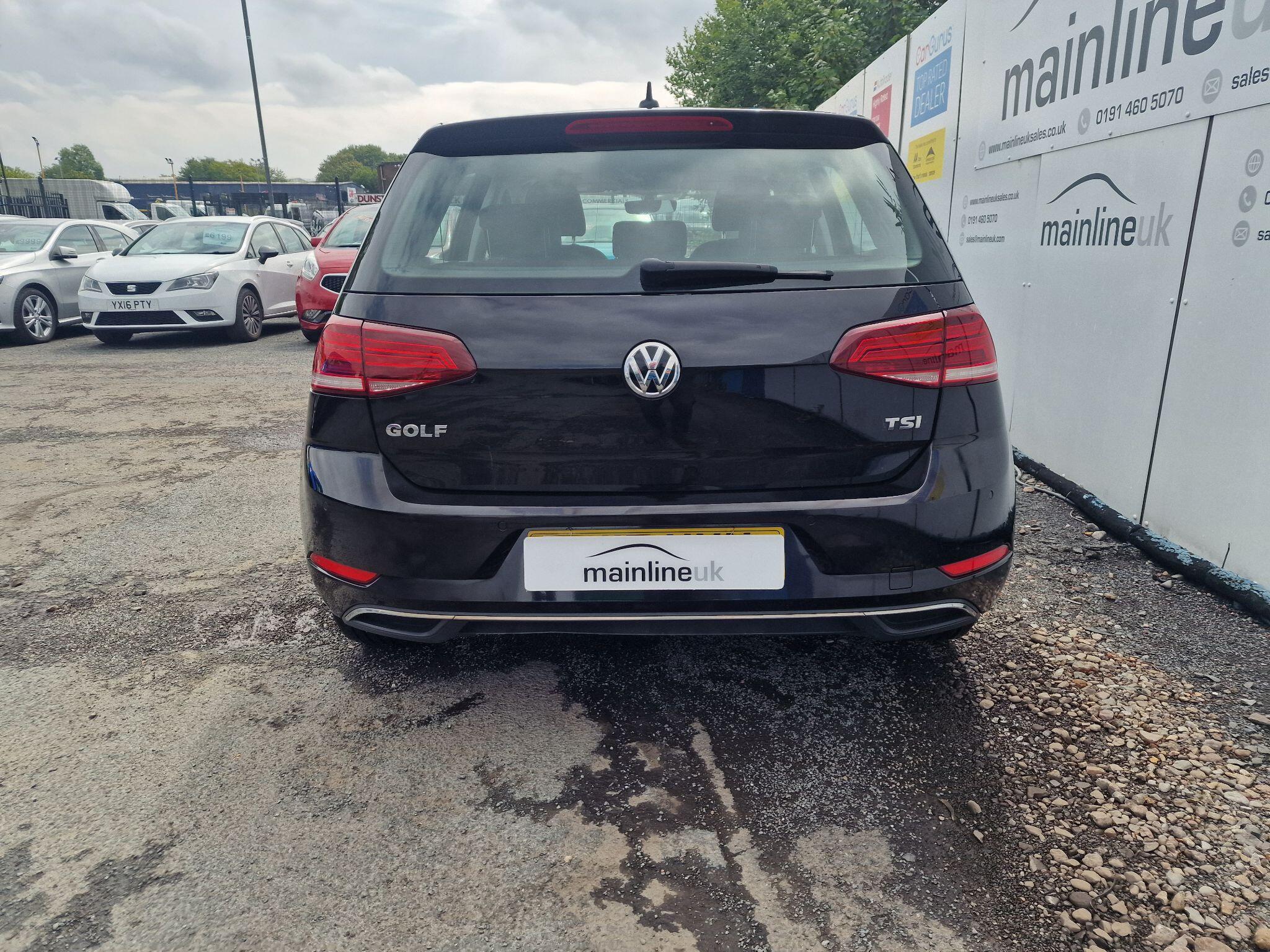 Volkswagen Golf view 14