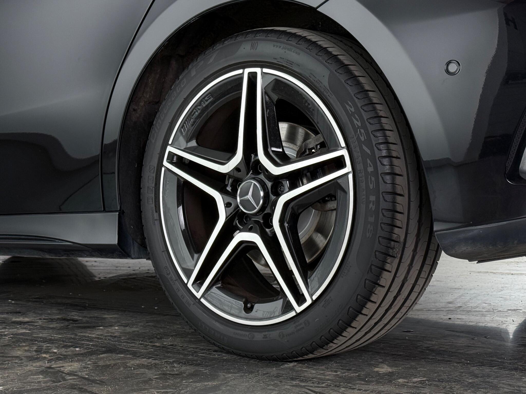 Mercedes-Benz A-Class view 9