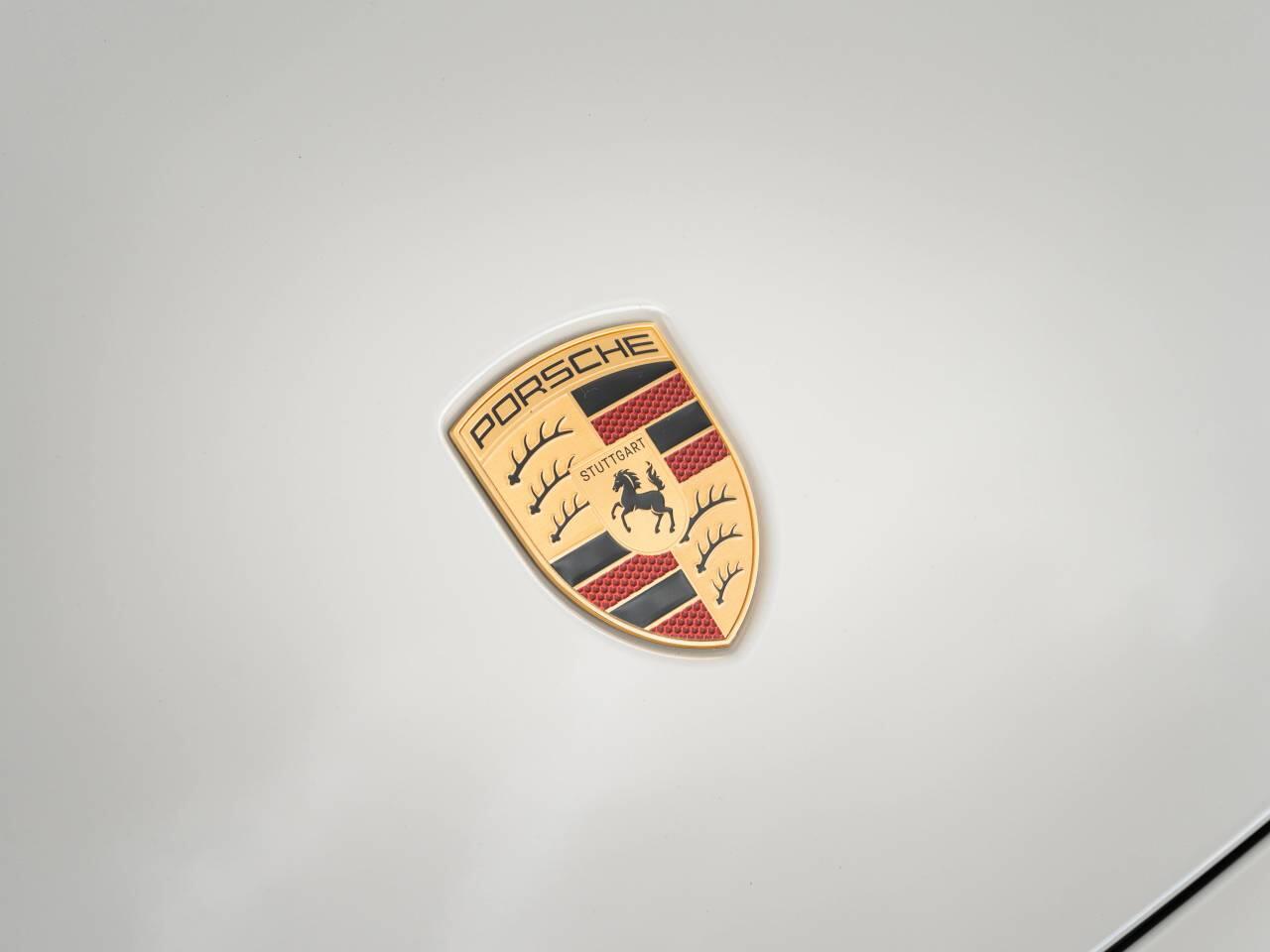 Porsche Taycan view 51