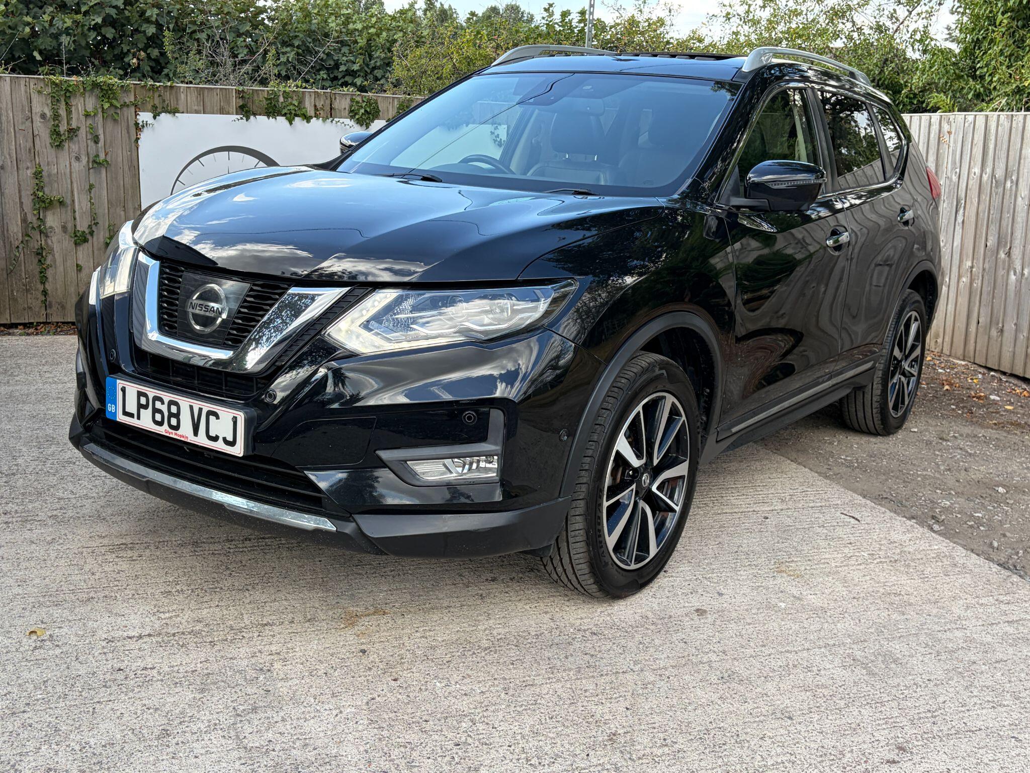 Nissan X-Trail view 5