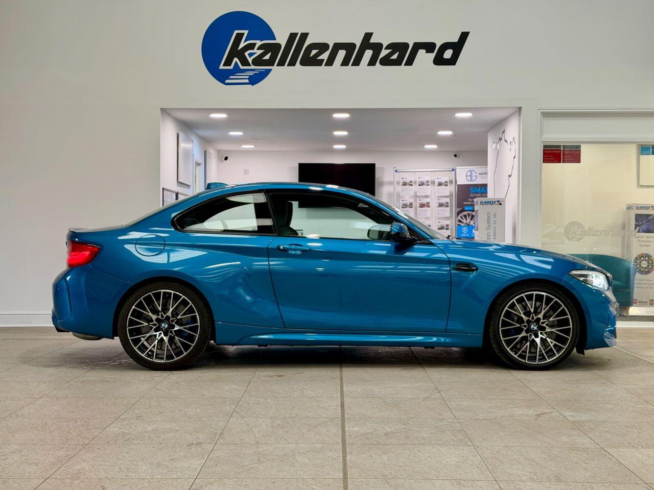 BMW M2 view 11