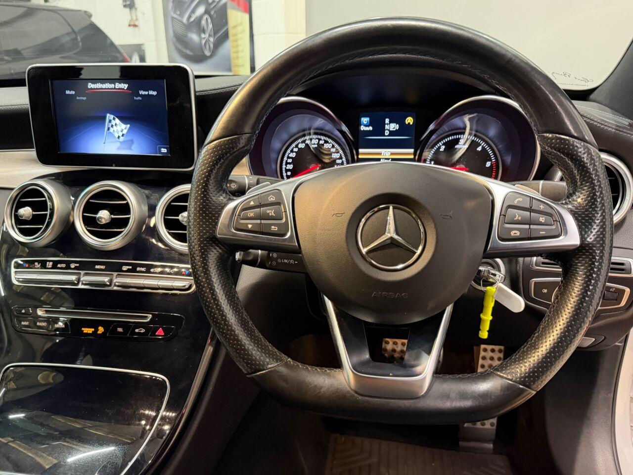 Mercedes-Benz C Class view 25