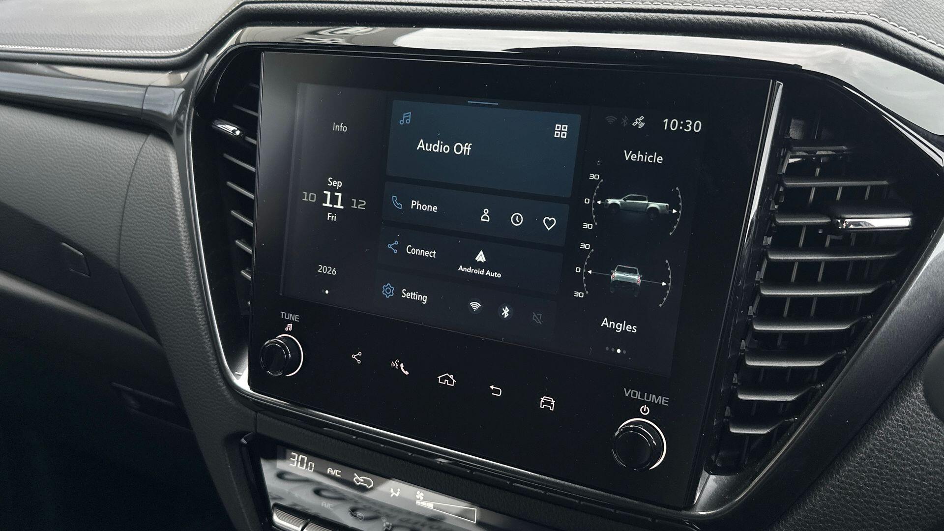 Isuzu D-Max view 10
