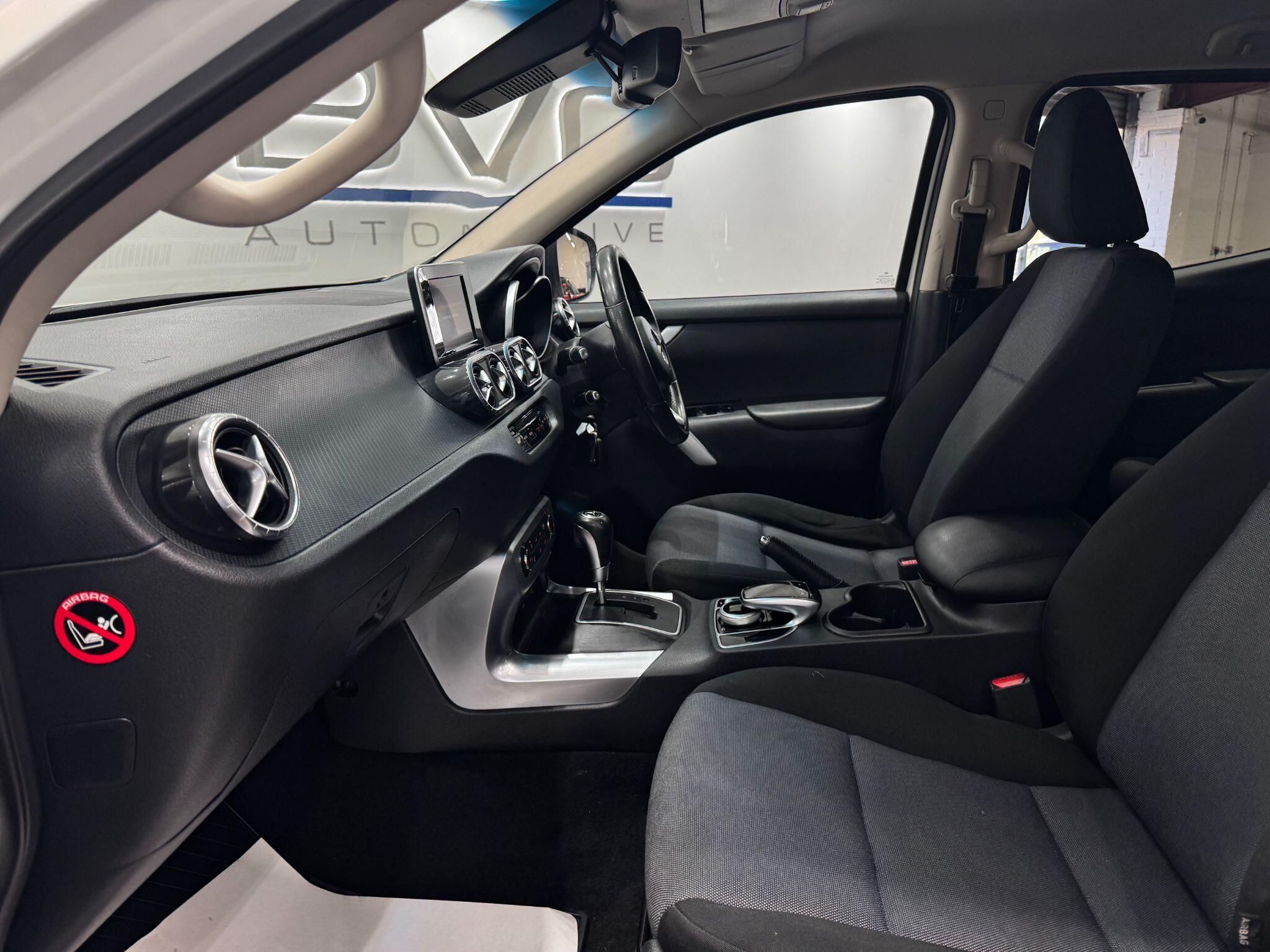 Mercedes-Benz X-Class view 43