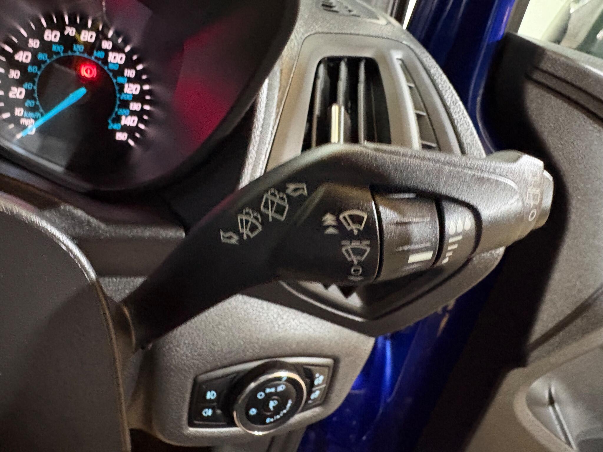 Ford Tourneo Connect view 31