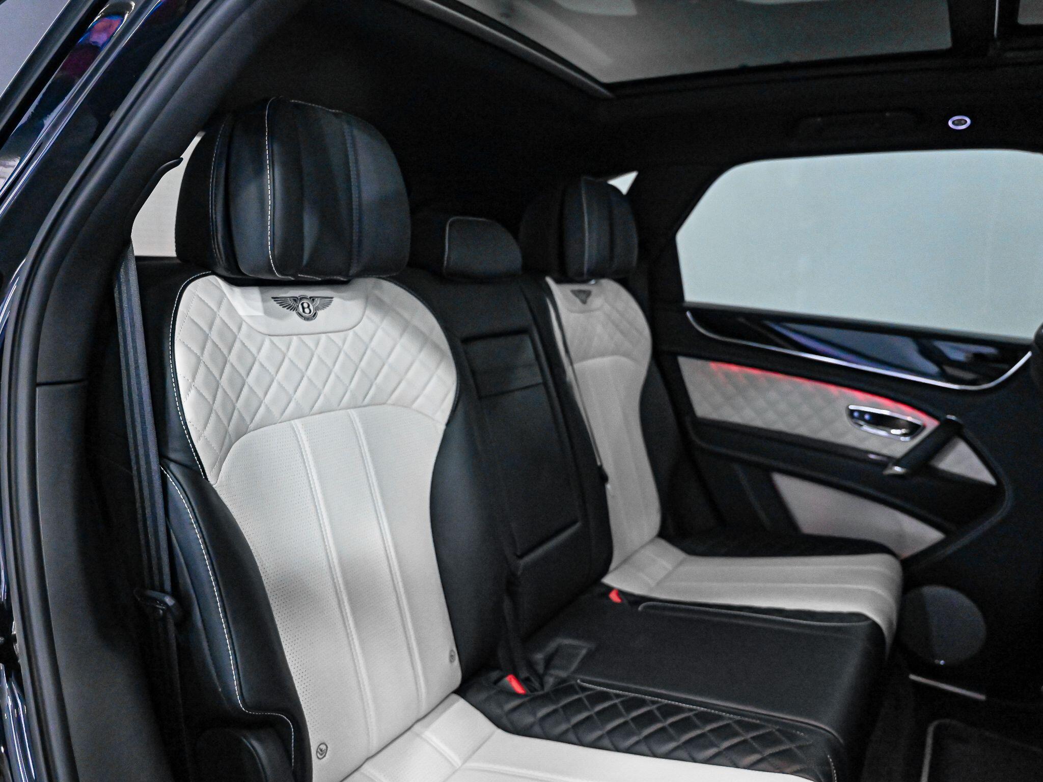 Bentley Bentayga view 39
