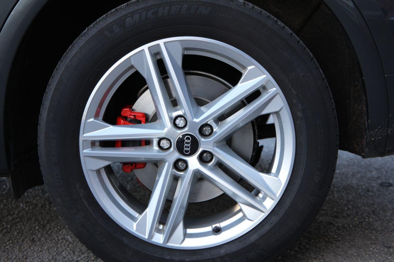 Audi Q5 view 30