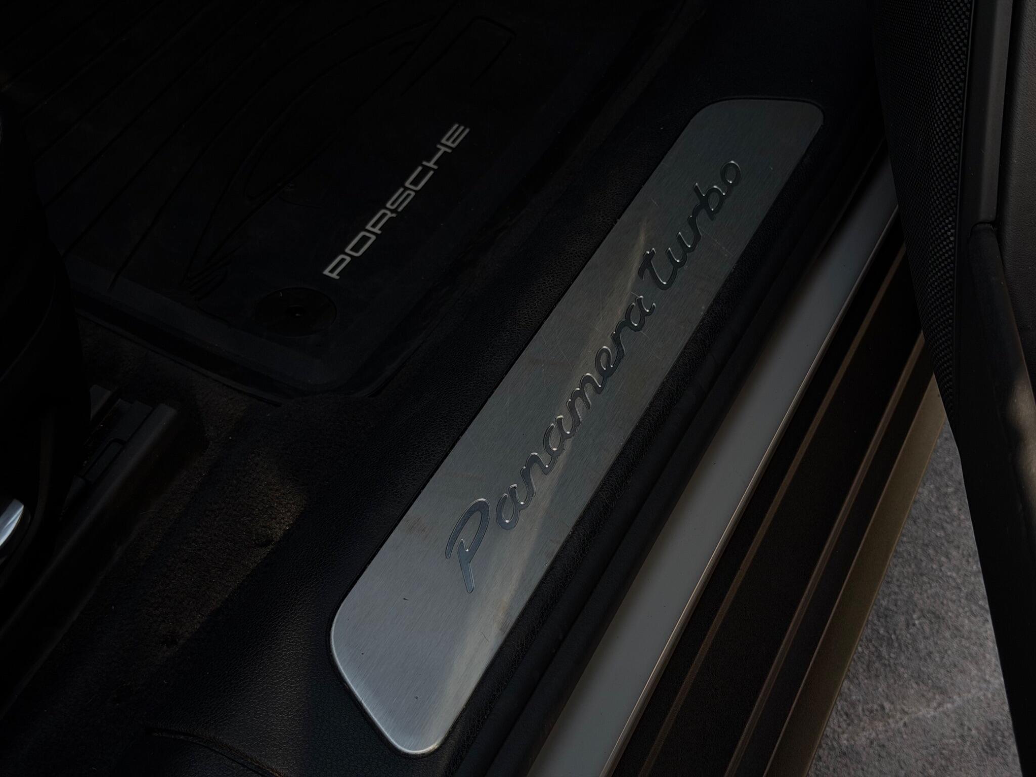 Porsche Panamera view 48