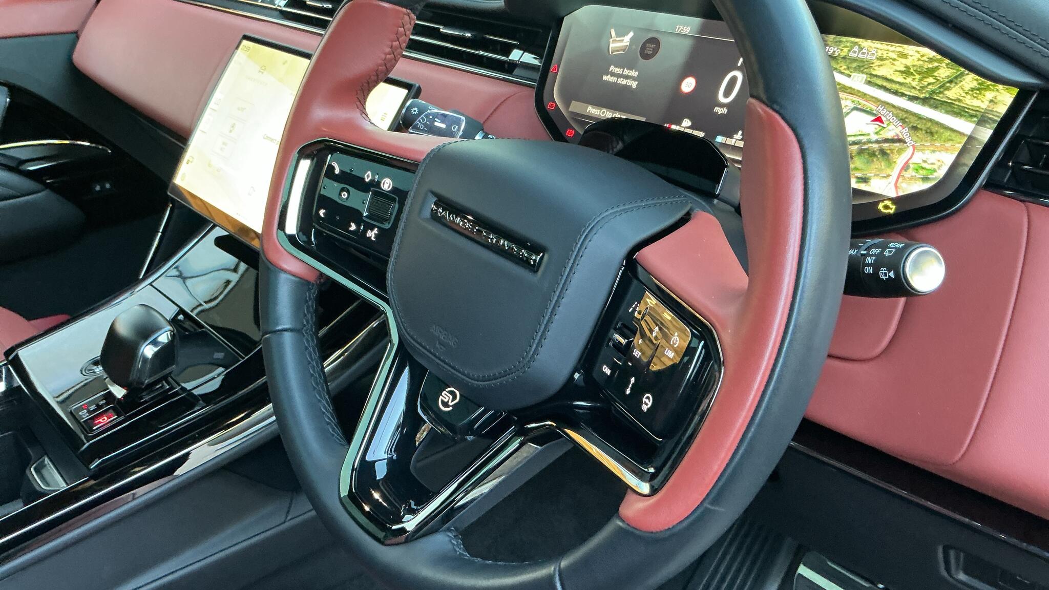 Land Rover Range Rover Sport view 21