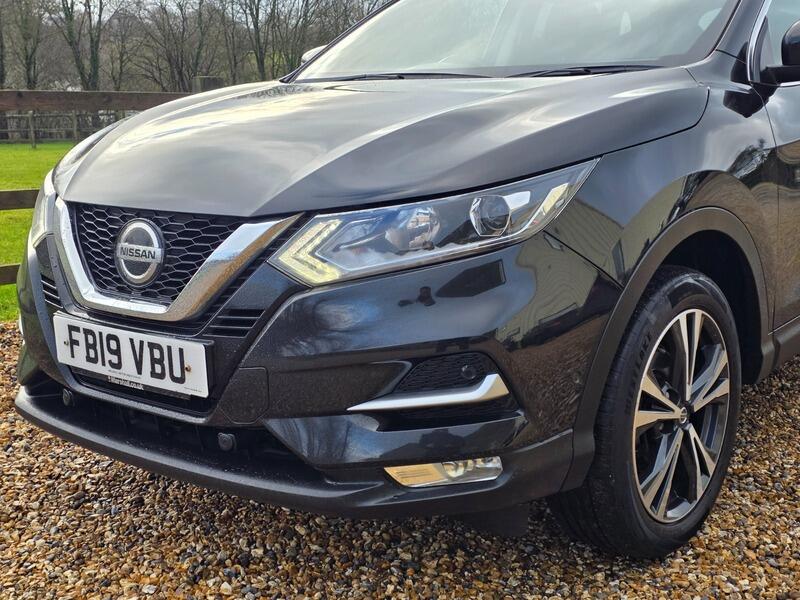 2019 Nissan Qashqai 1.3 DIG-T N-Connecta Euro 6 (s/s) 5dr • 52,400 miles image 13