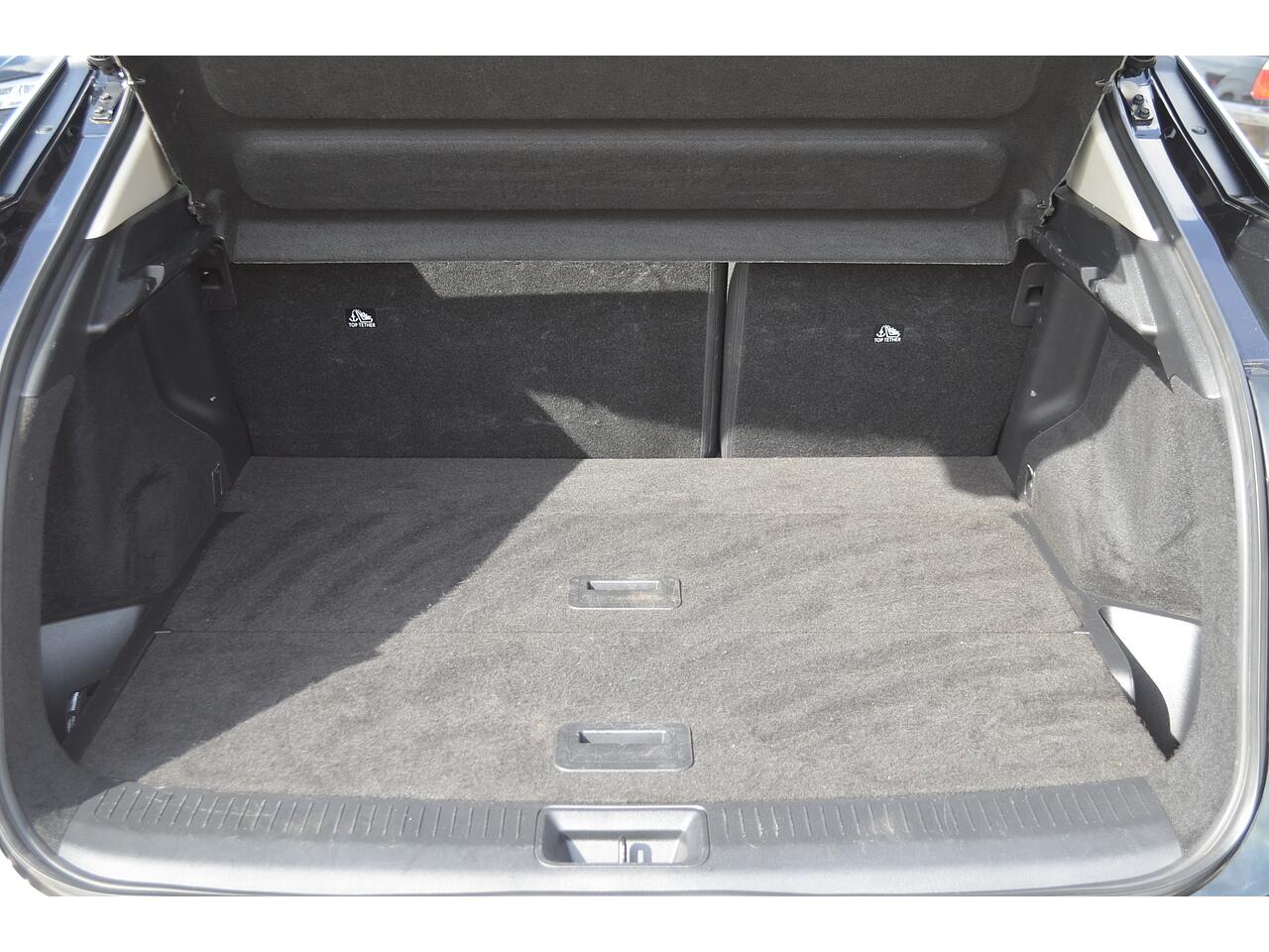 Nissan Ariya view 19