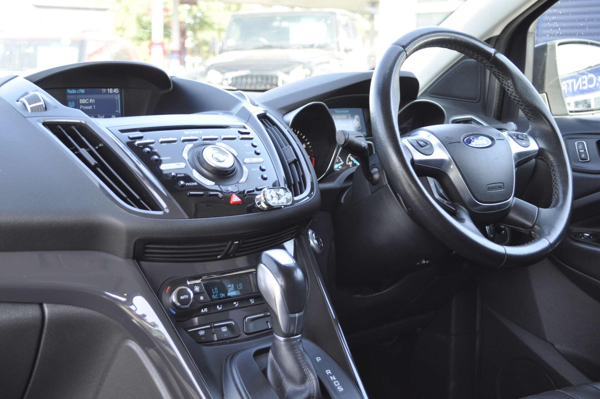 Ford Kuga view 14