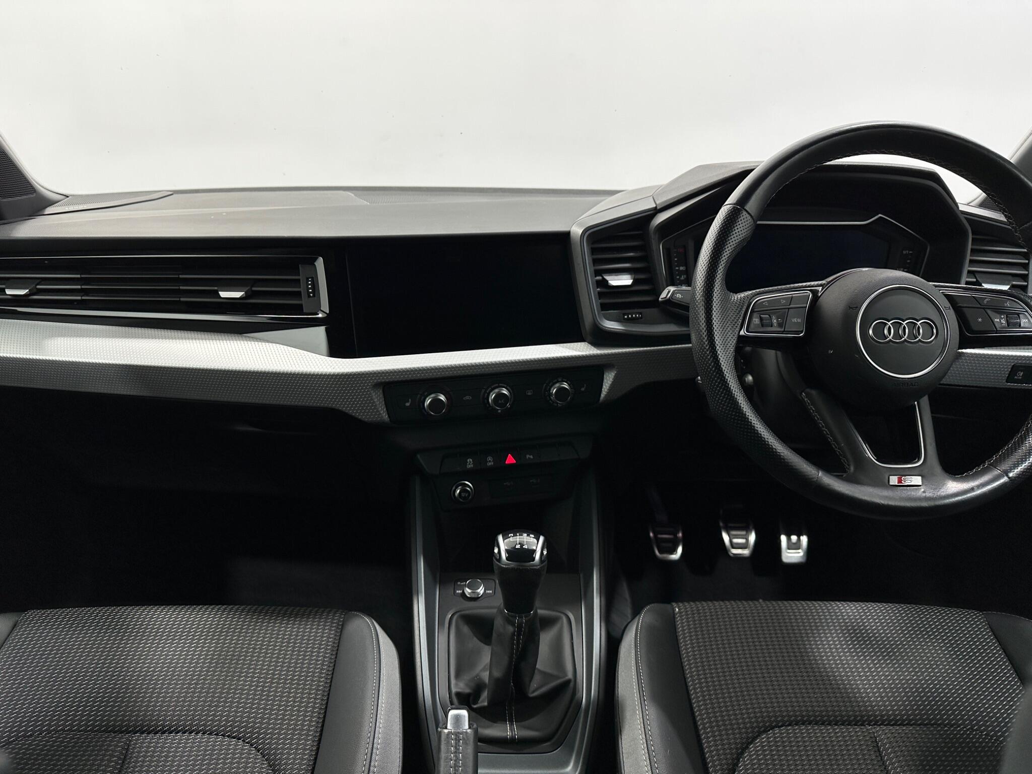 Audi A1 view 20