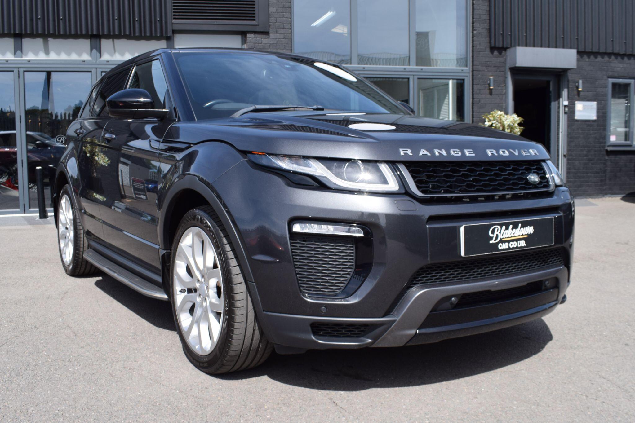 Land Rover Range Rover Evoque view 3