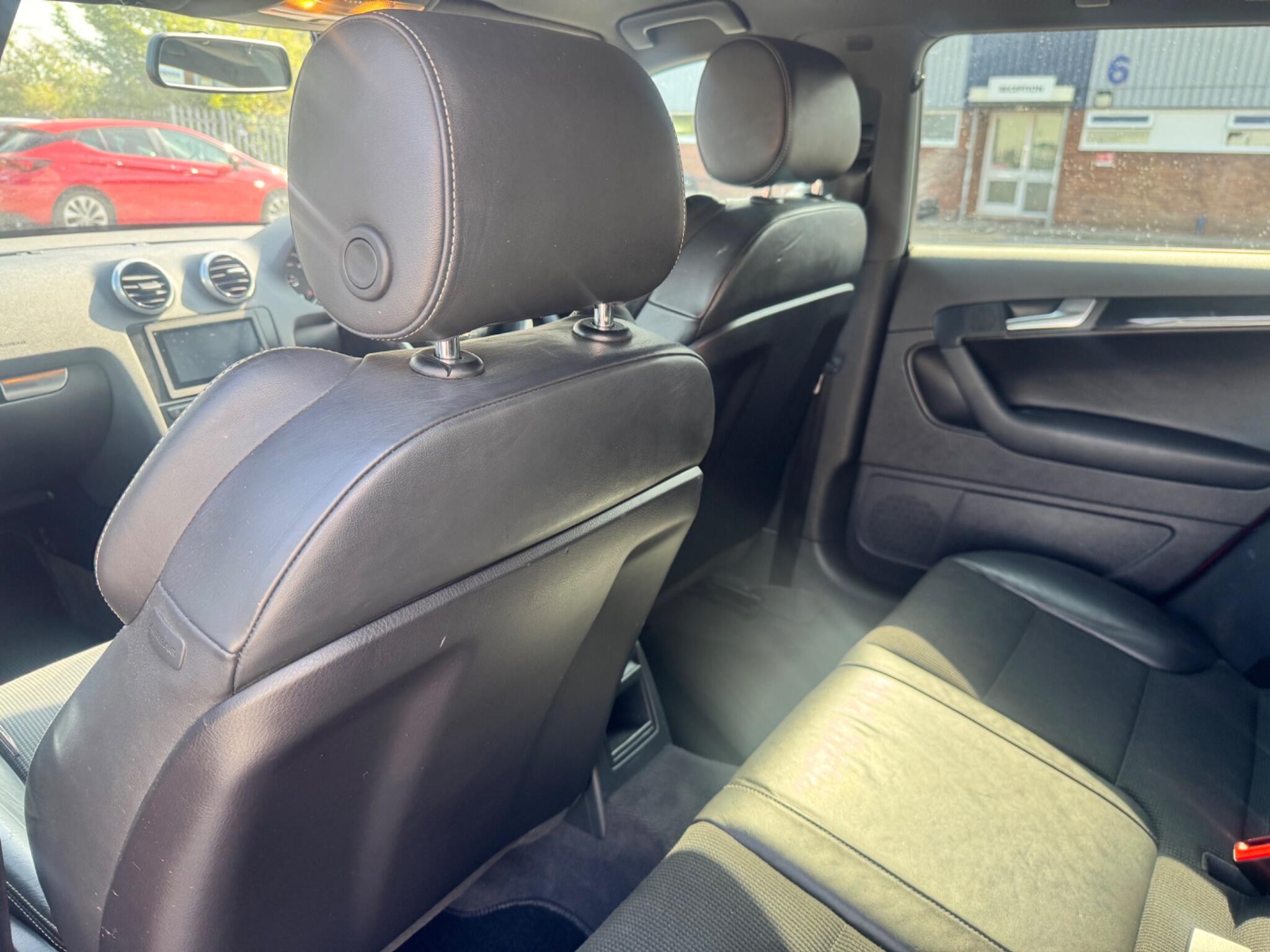 Audi A3 view 34