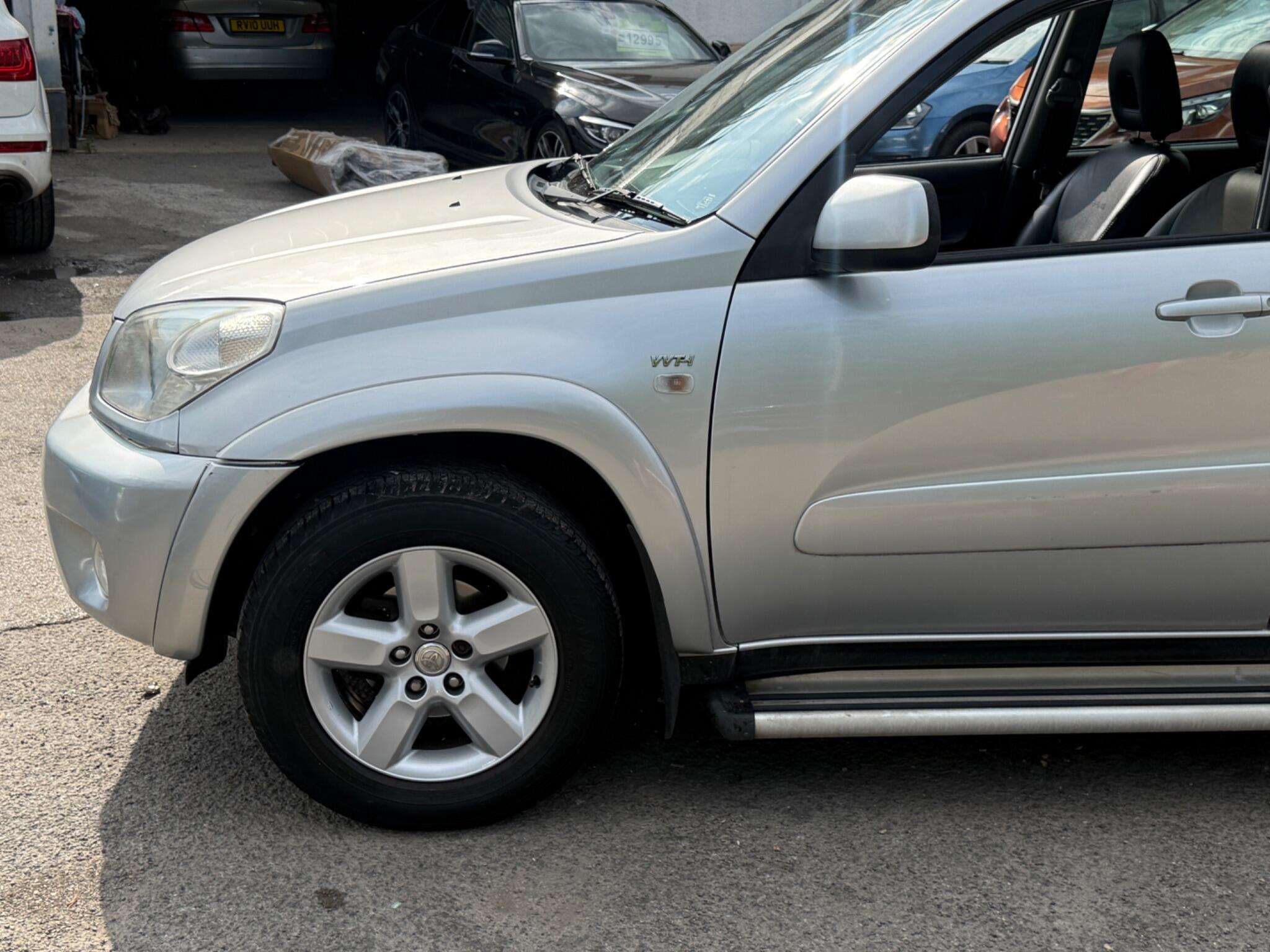 Toyota {Other Models} - Image 11