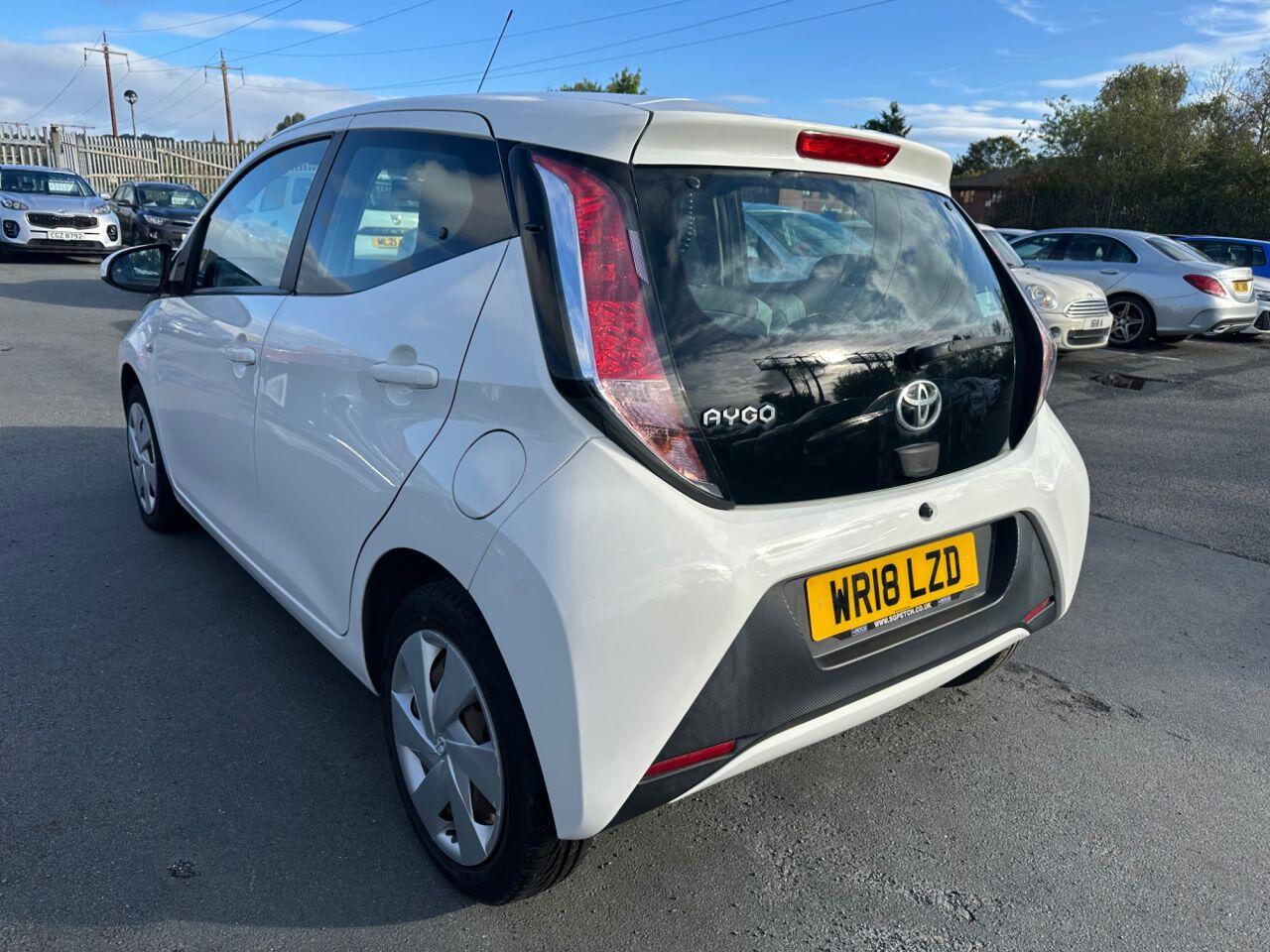 Toyota Aygo view 24