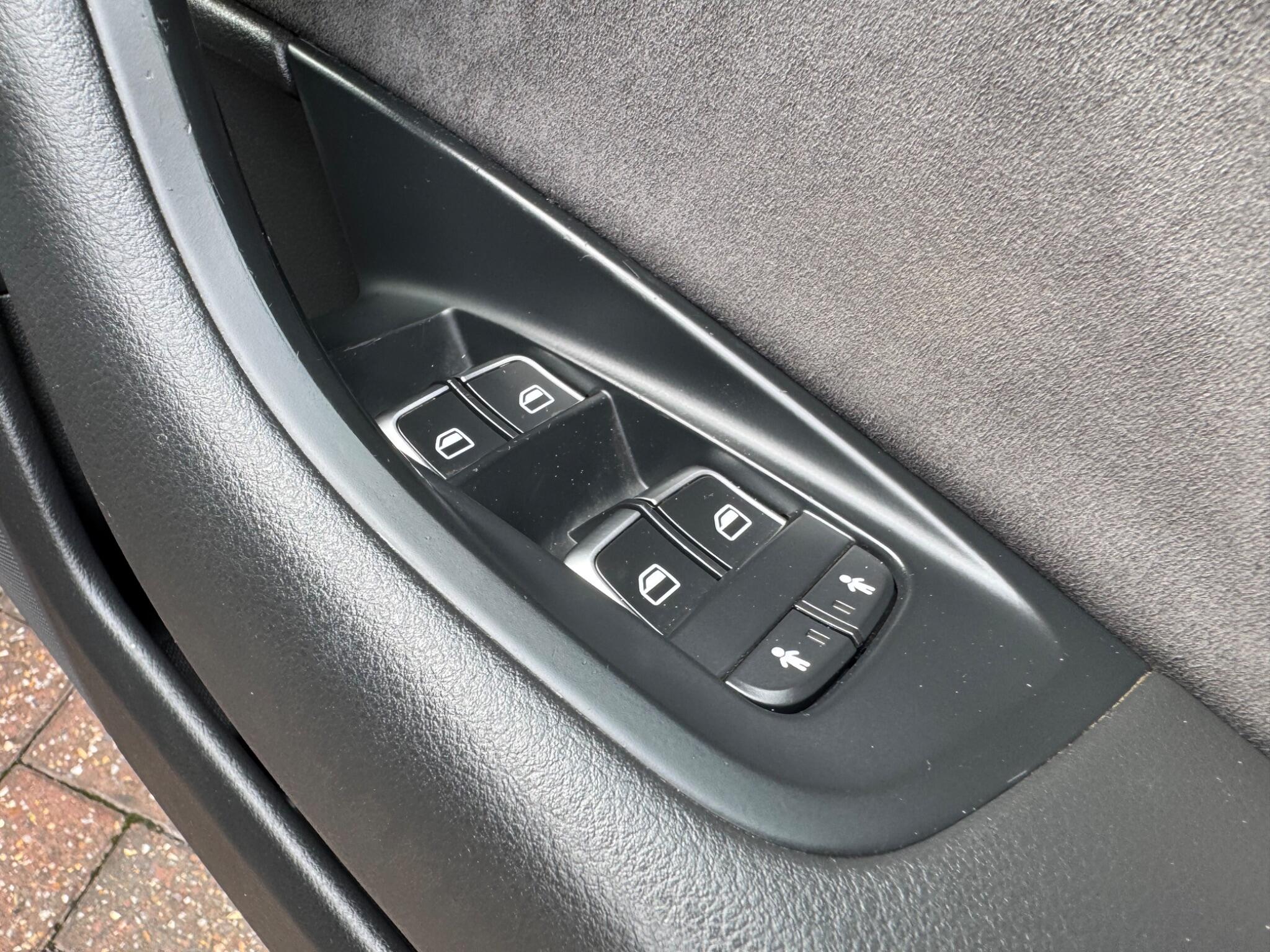 Audi A6 Allroad view 15