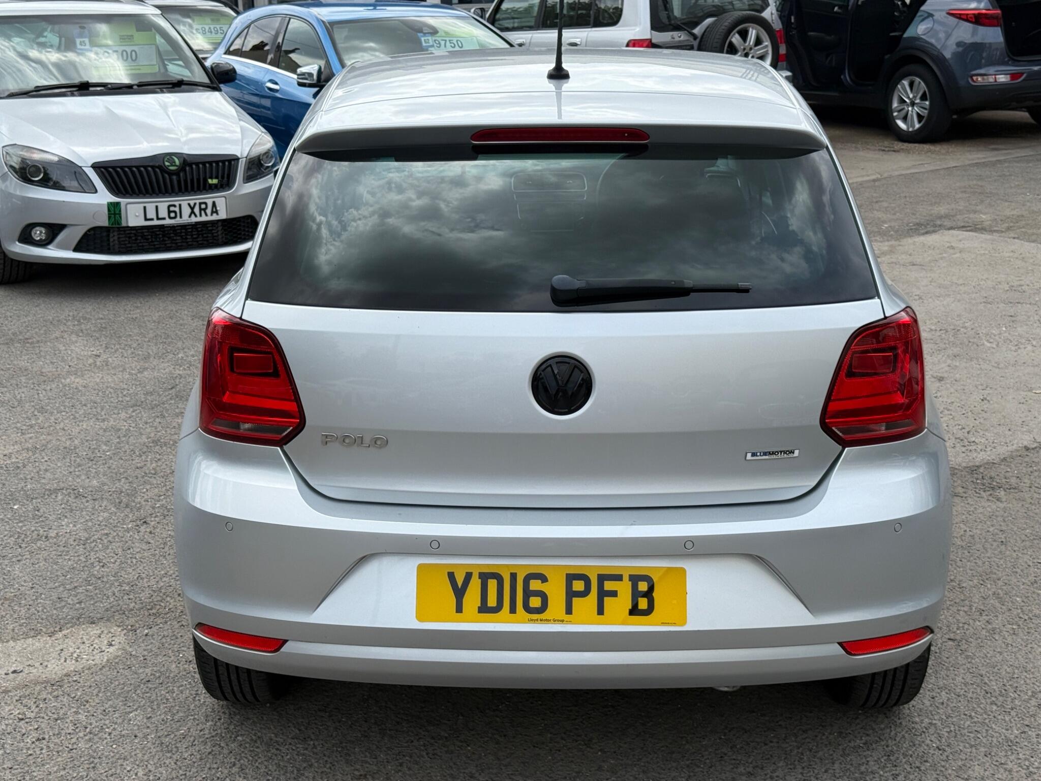 Volkswagen Polo - Image 16