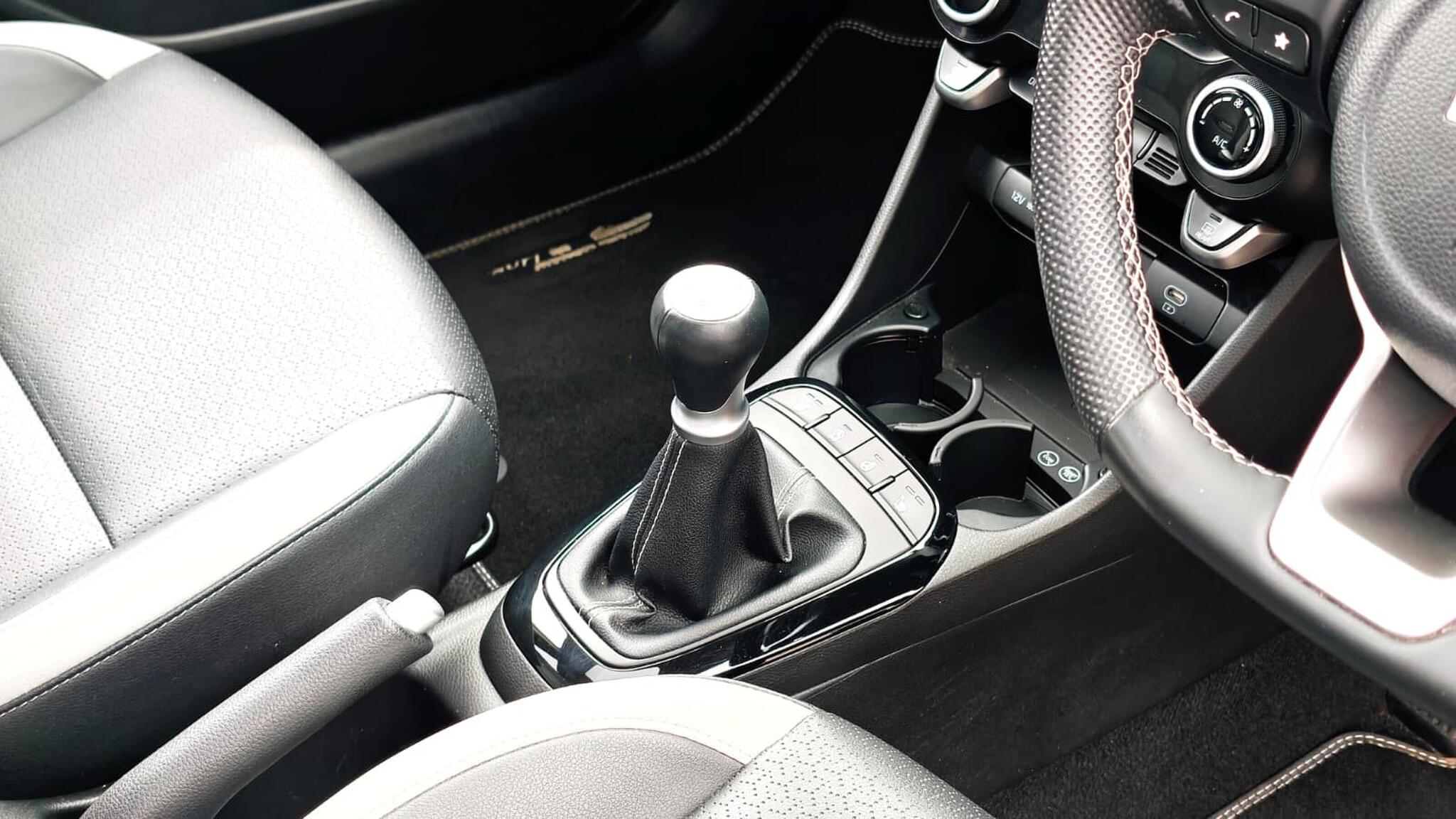 Kia Picanto view 16