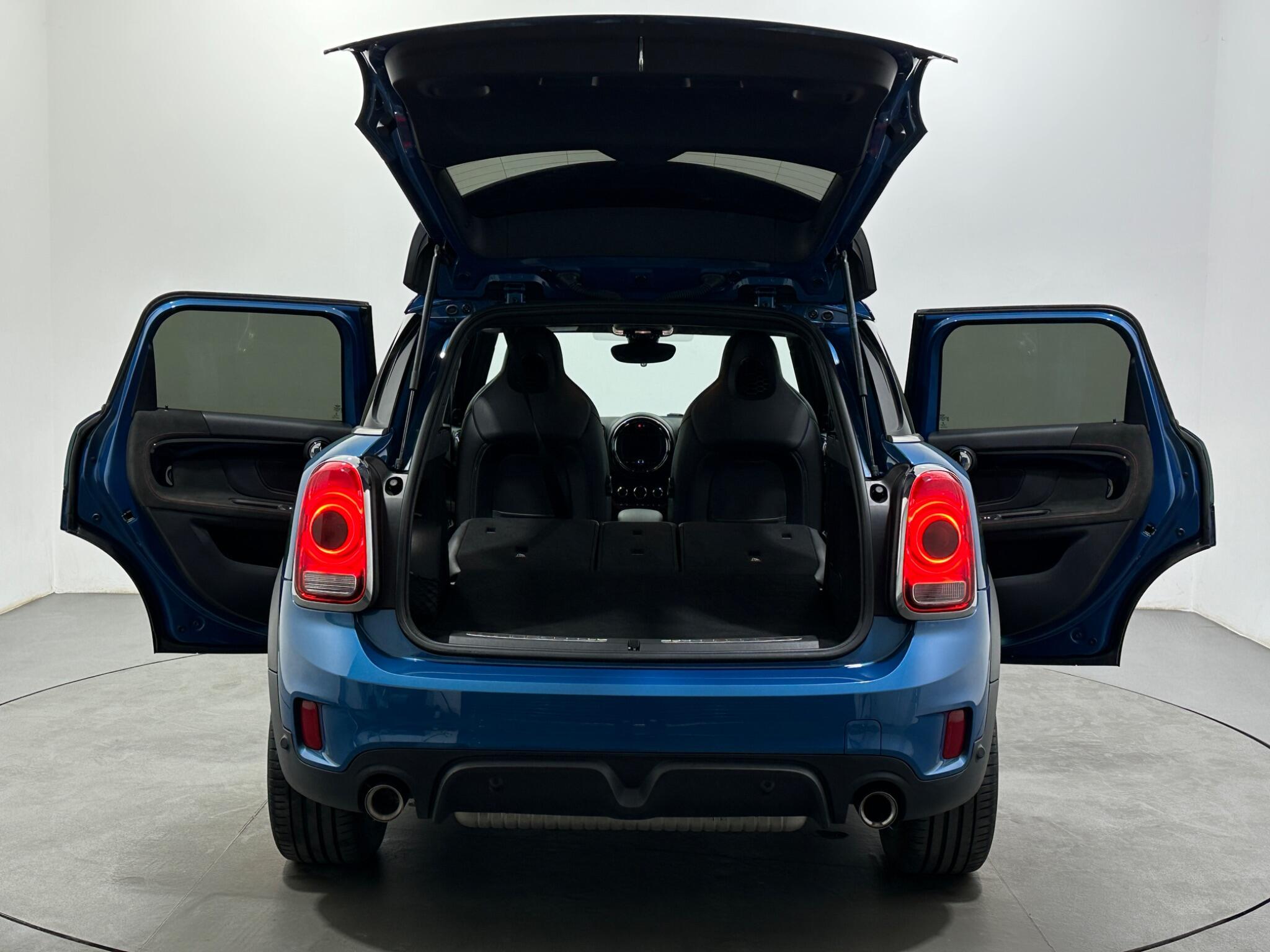 Mini Countryman view 42