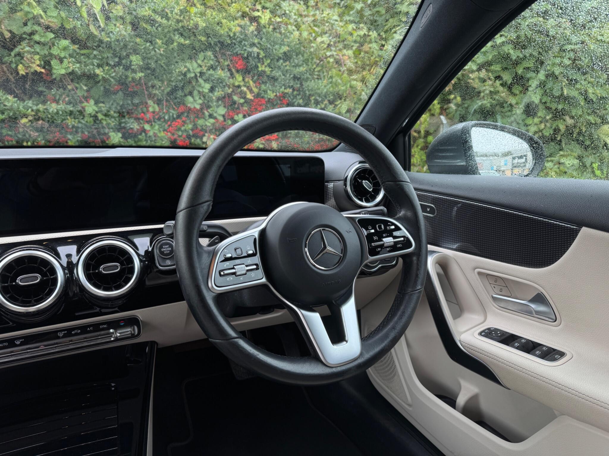 Mercedes-Benz A-Class view 37