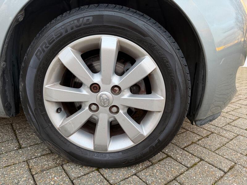 2007 Toyota Yaris image 23