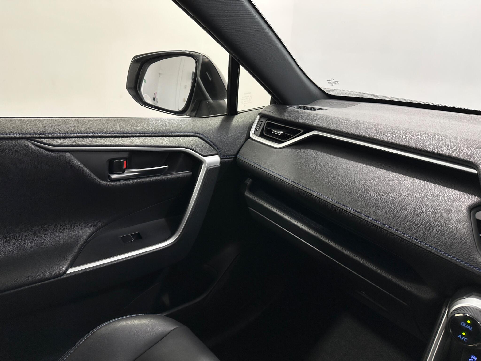 Toyota Rav4 view 27