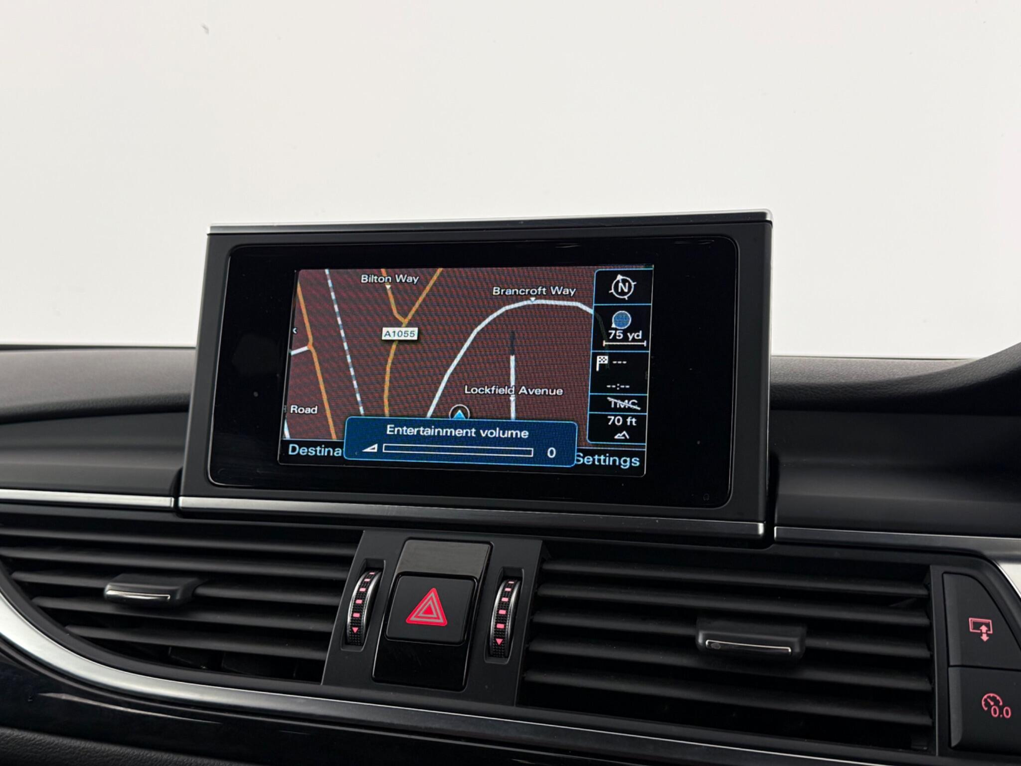 Audi A6 view 28