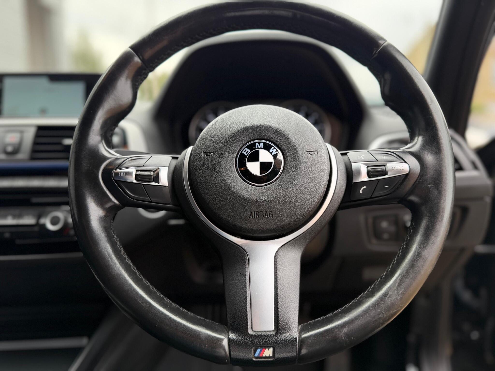 BMW 1 Series view 16