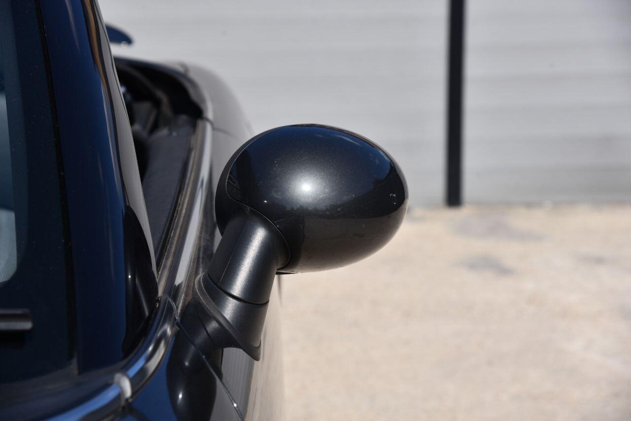Mini Cooper view 12