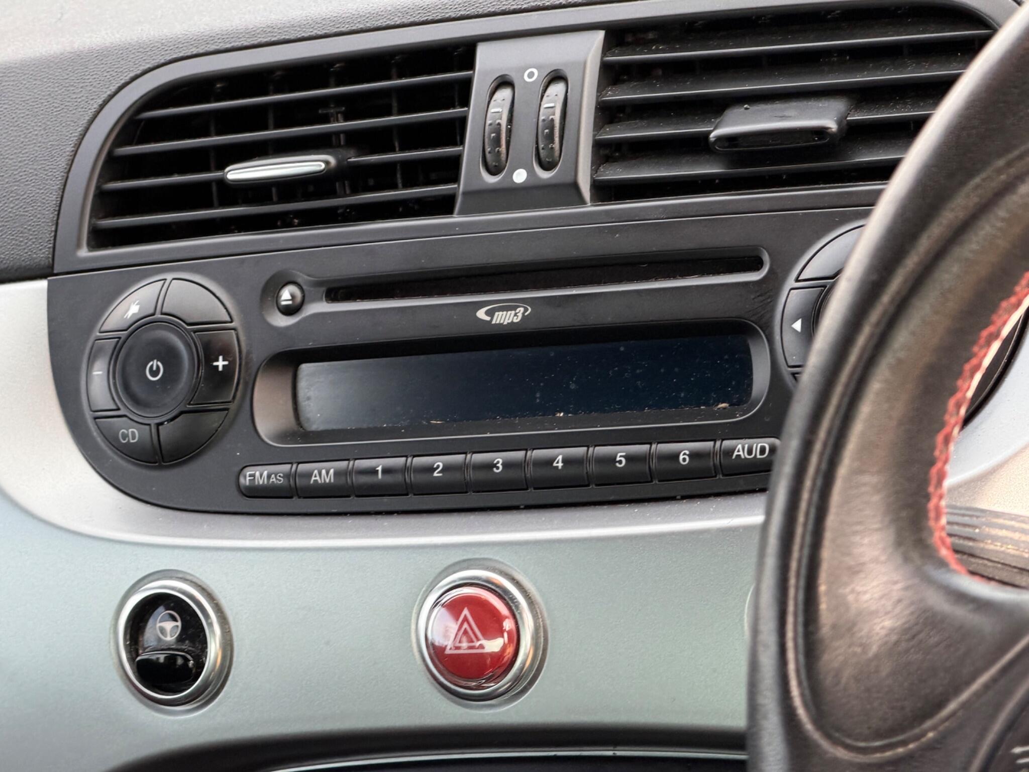 2015 Fiat 500 1.2 S Euro 6 (s/s) 3dr image 14