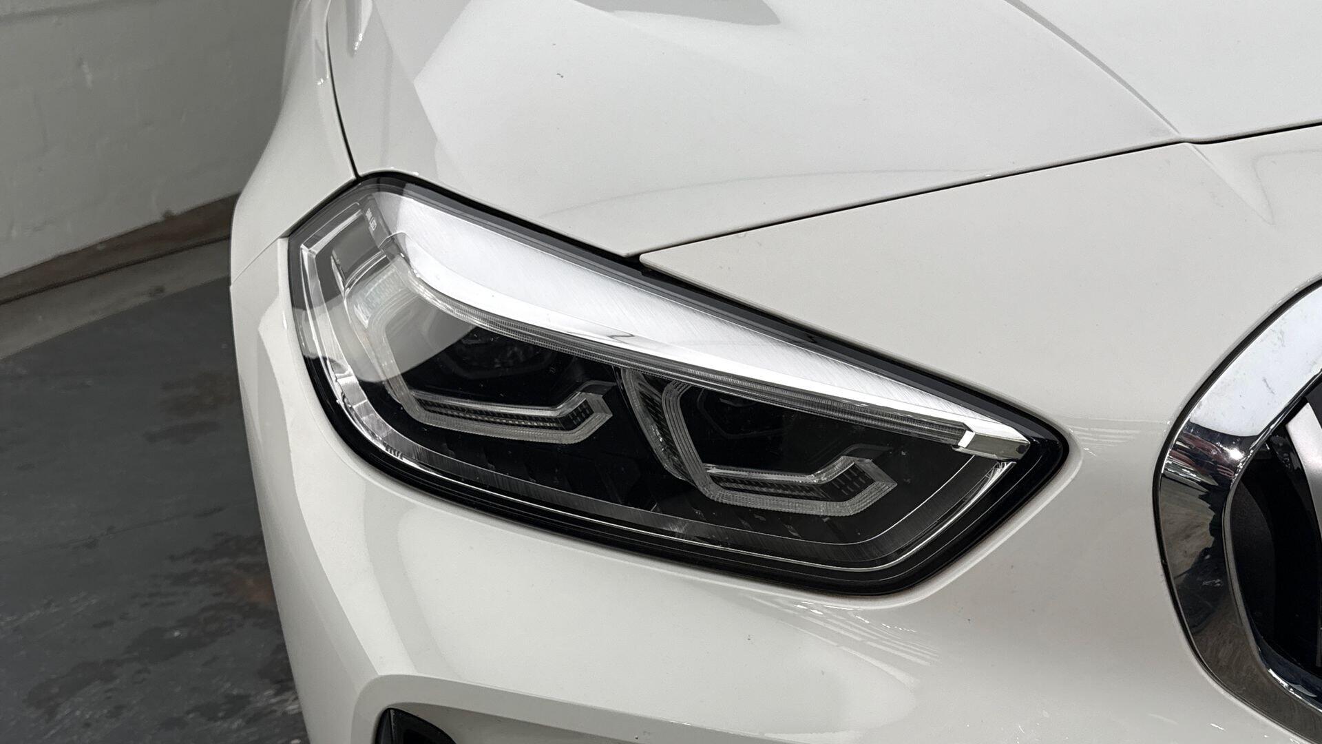 BMW 1 Series view 23