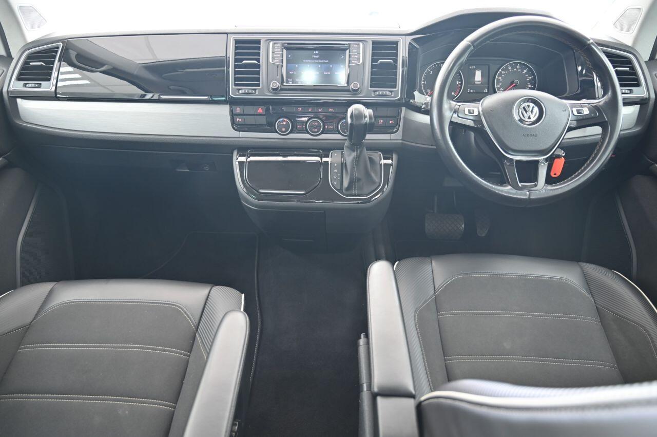 Volkswagen Caravelle view 21