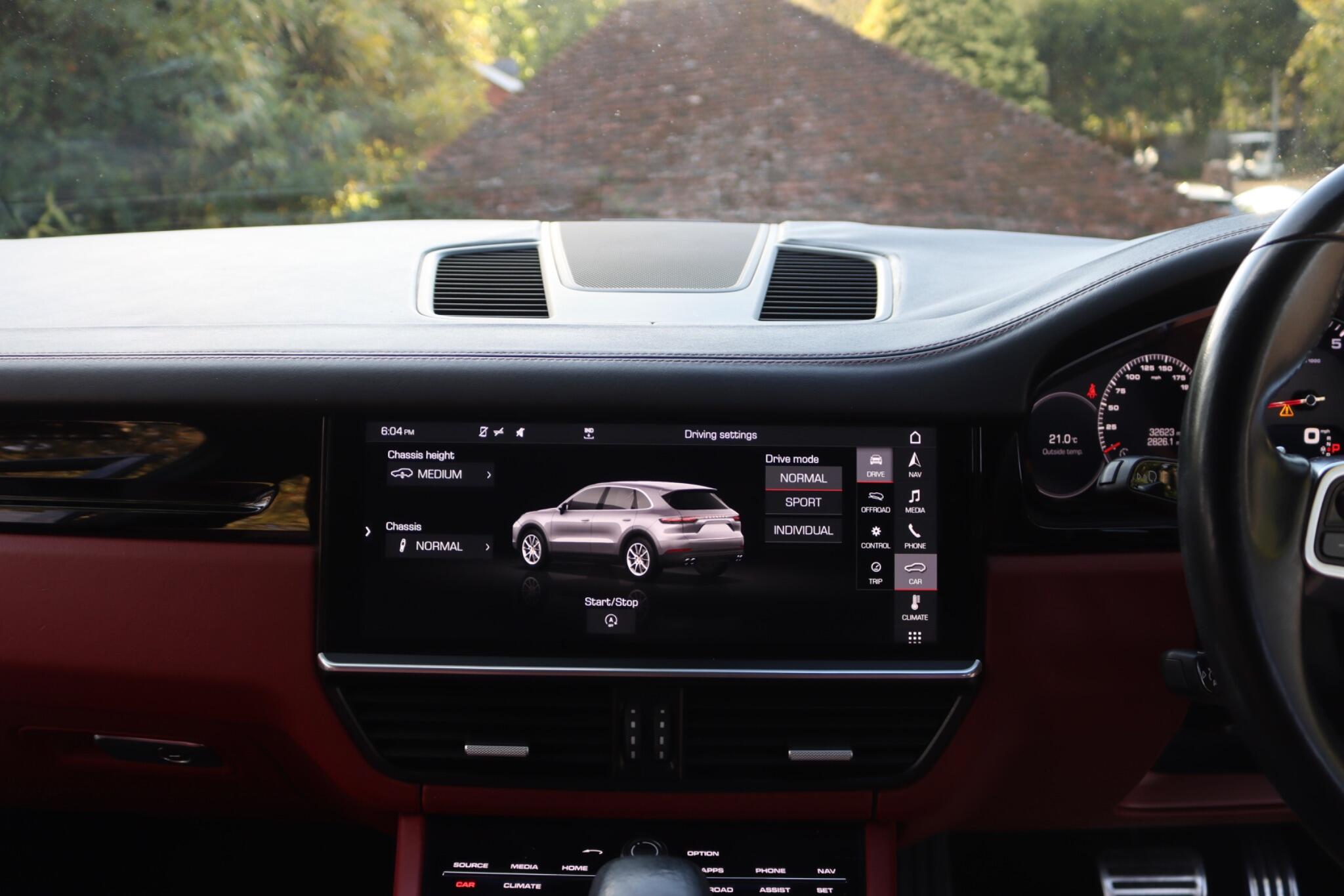 Porsche Cayenne view 53