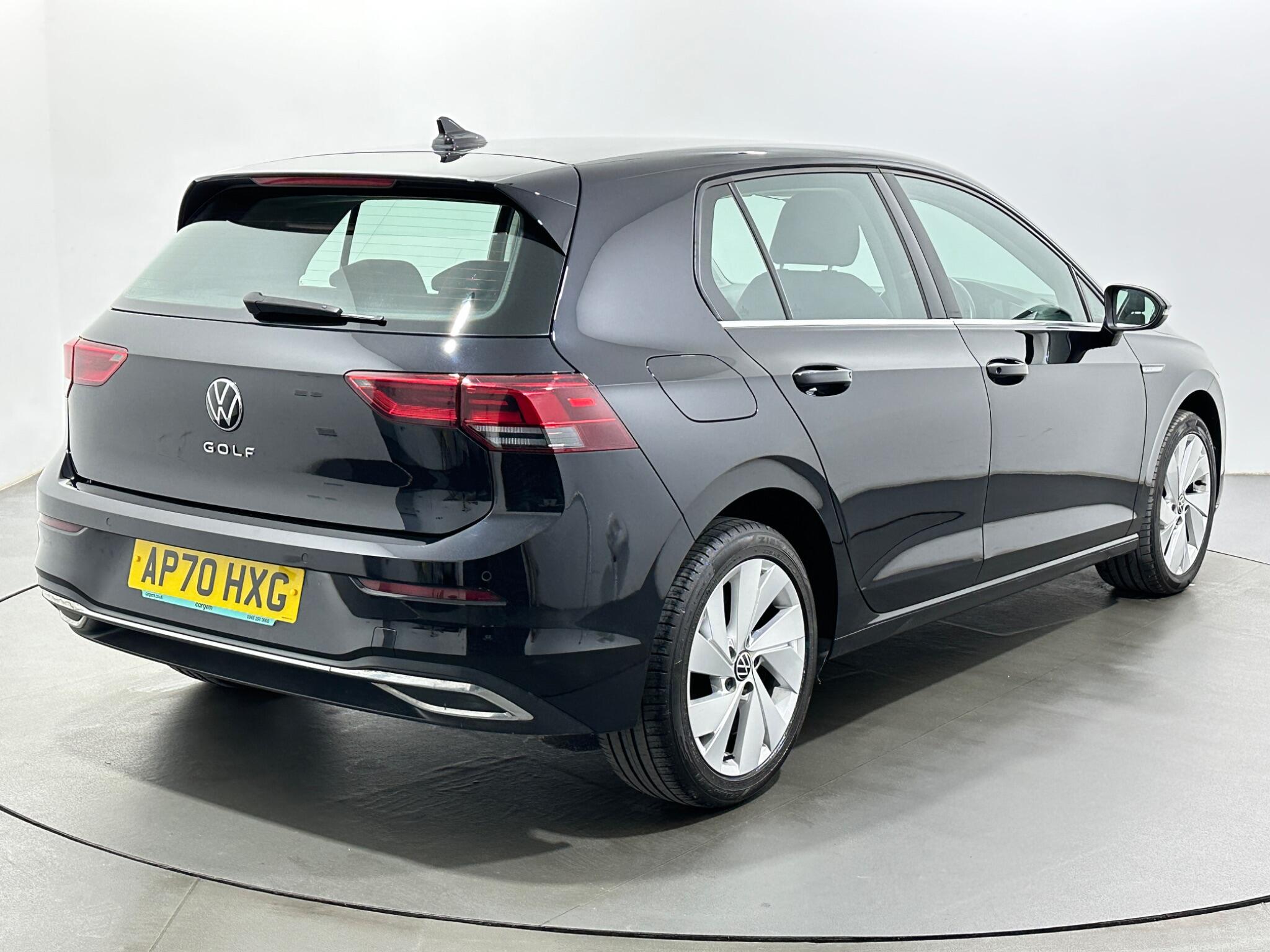 Volkswagen Golf view 8