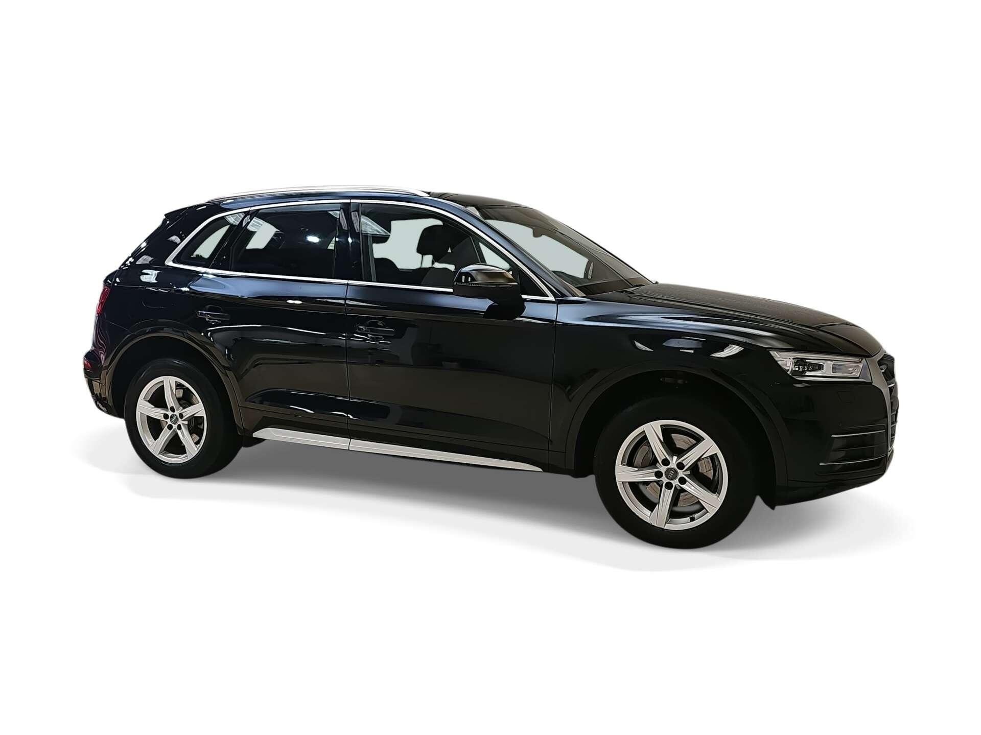 Audi Q5 view 6