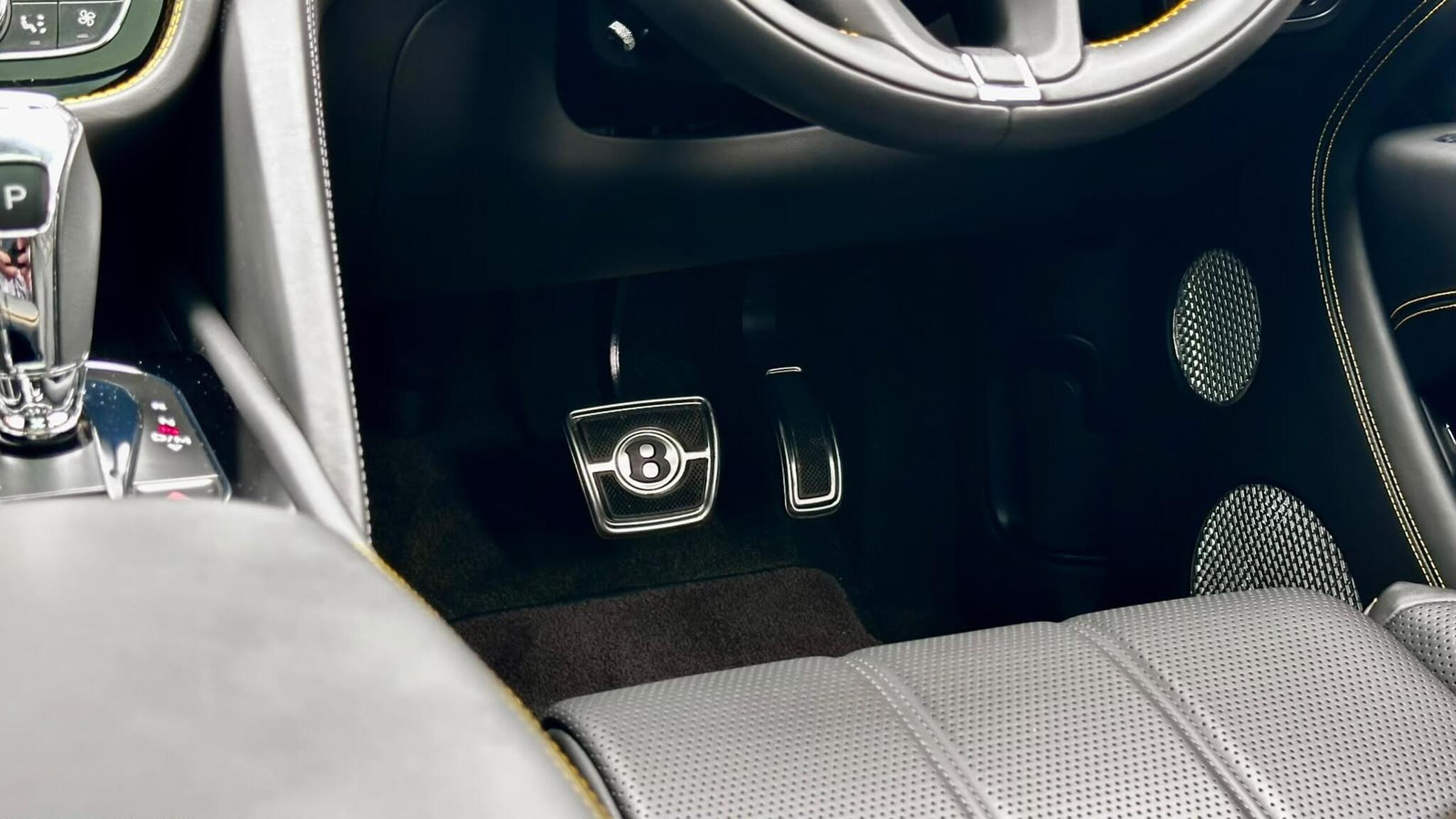 Bentley Bentayga view 48