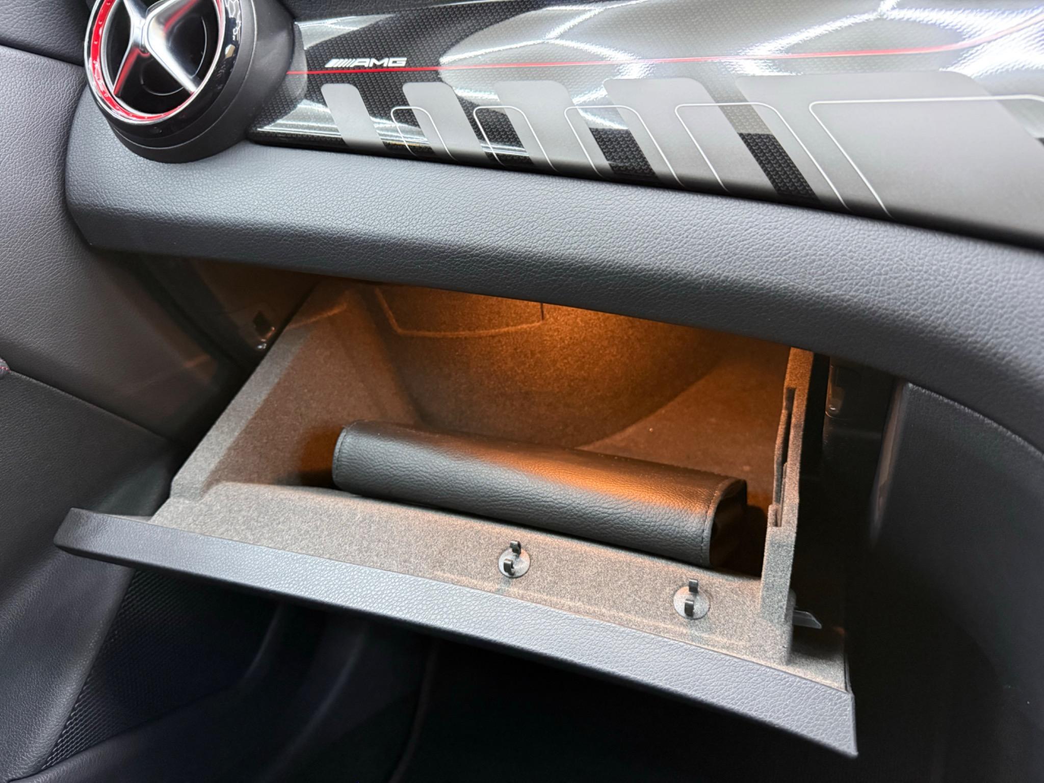 Mercedes-Benz Cla view 25