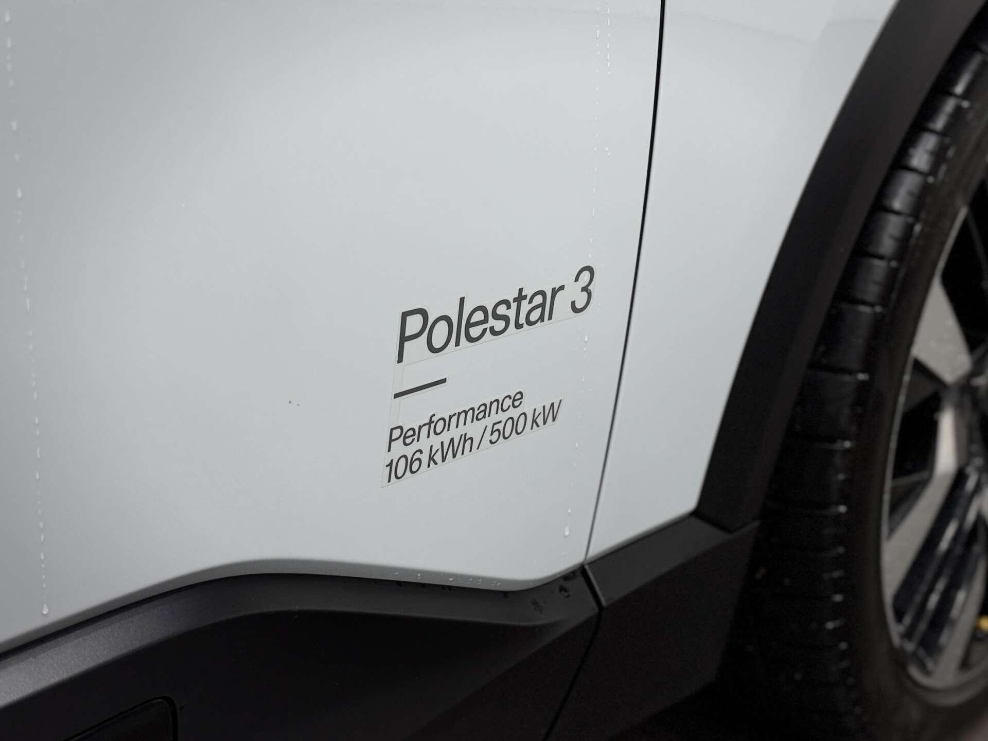 Polestar 3 view 35