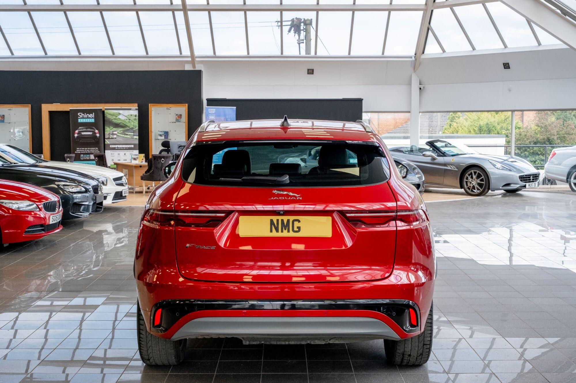 Jaguar F-Pace view 10