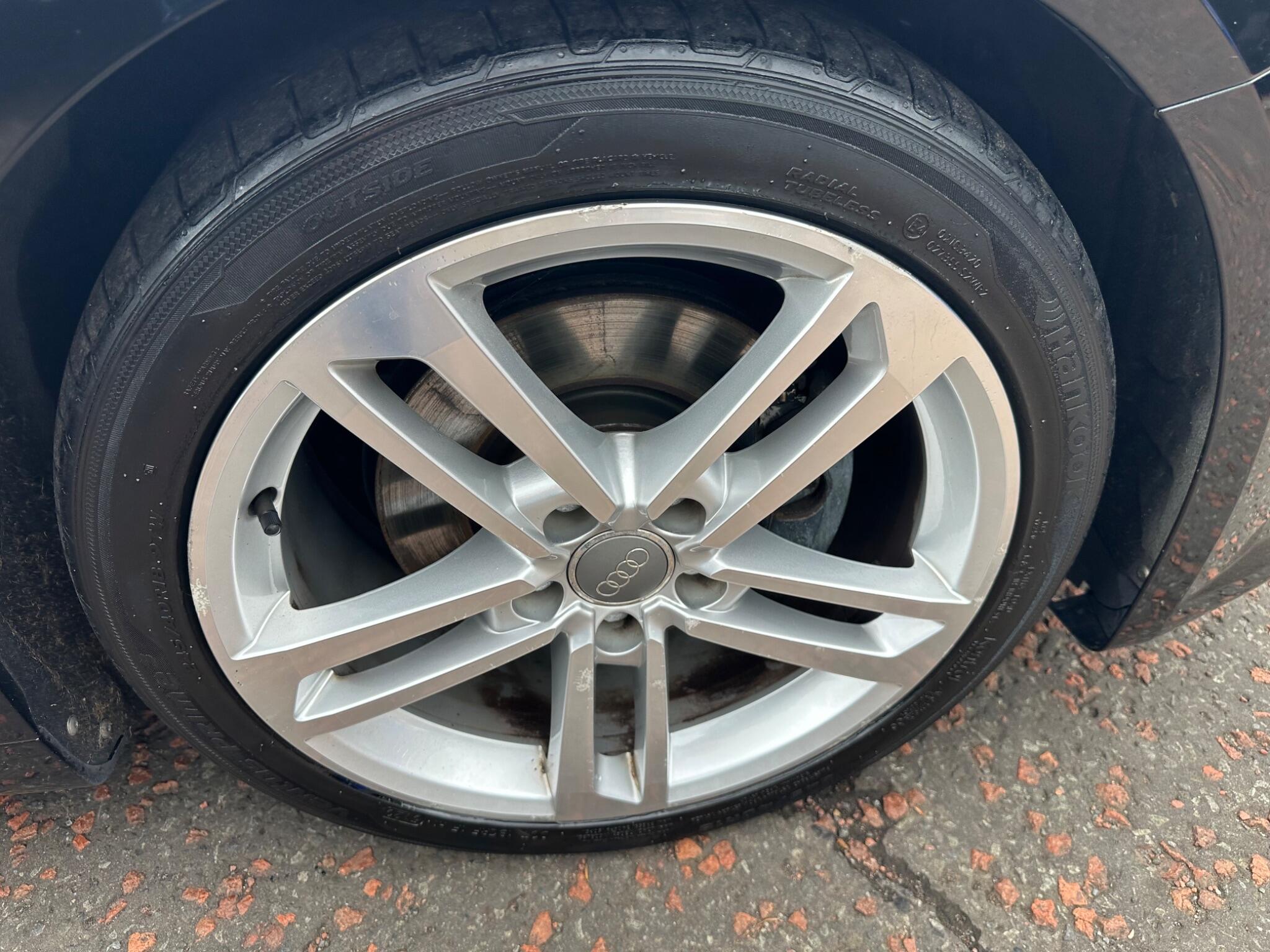 Audi TT view 15