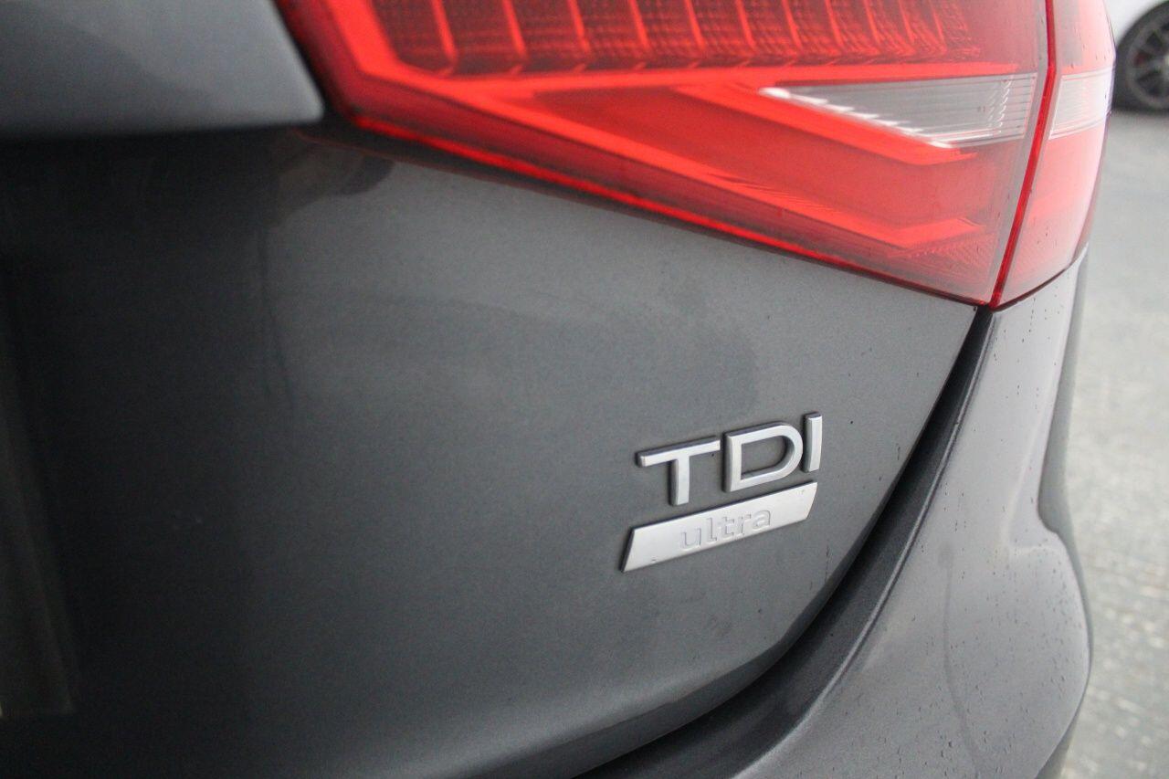 Audi A4 view 18