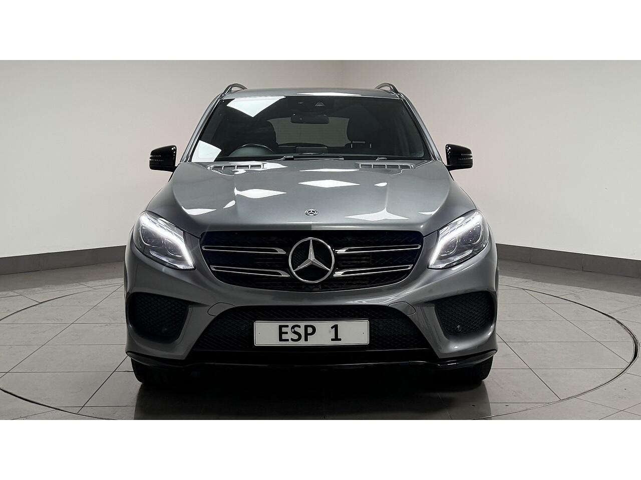 Mercedes-Benz Gle view 10