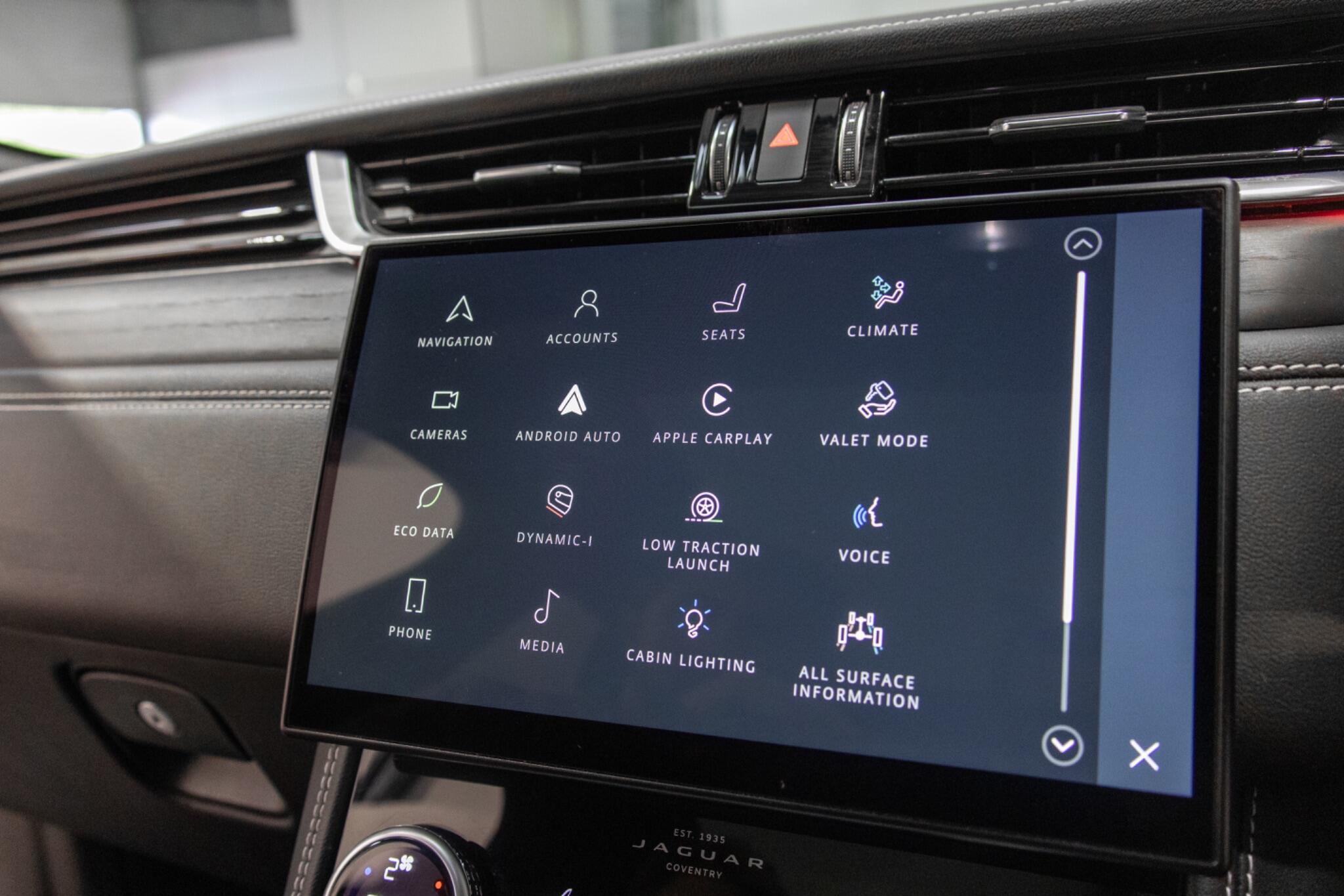 Jaguar F-Pace view 18