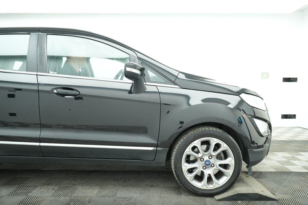 Ford Ecosport view 3