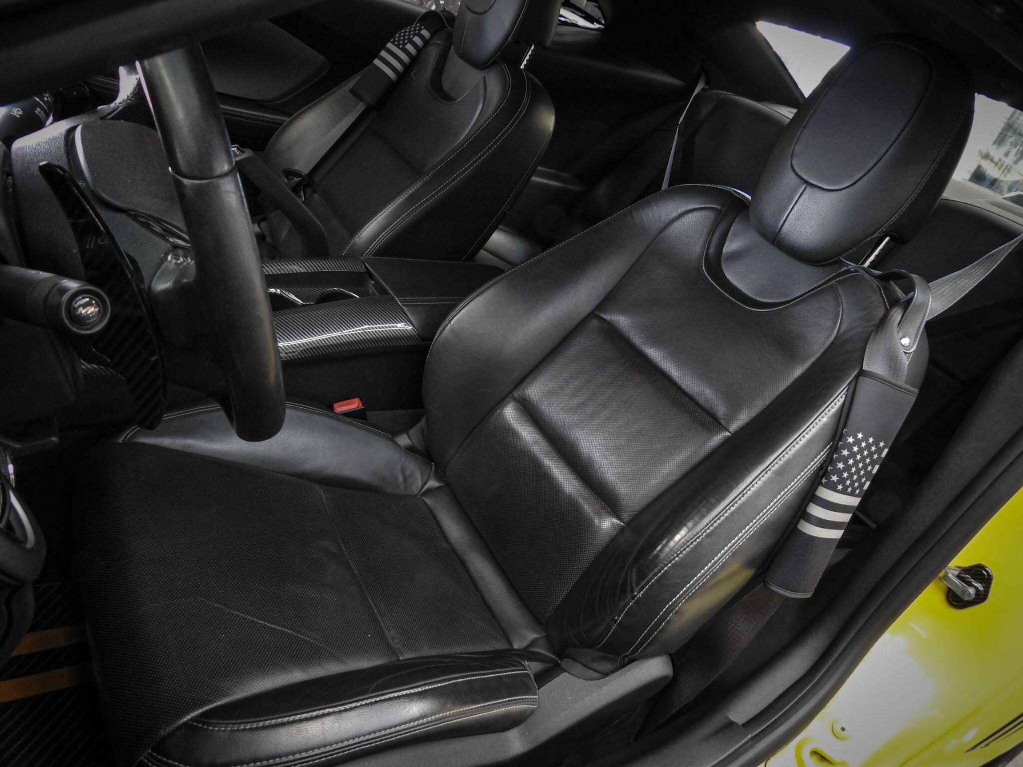 Chevrolet Camaro view 32