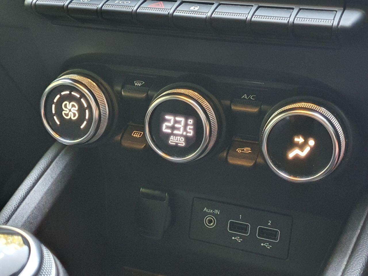 Renault Clio view 34